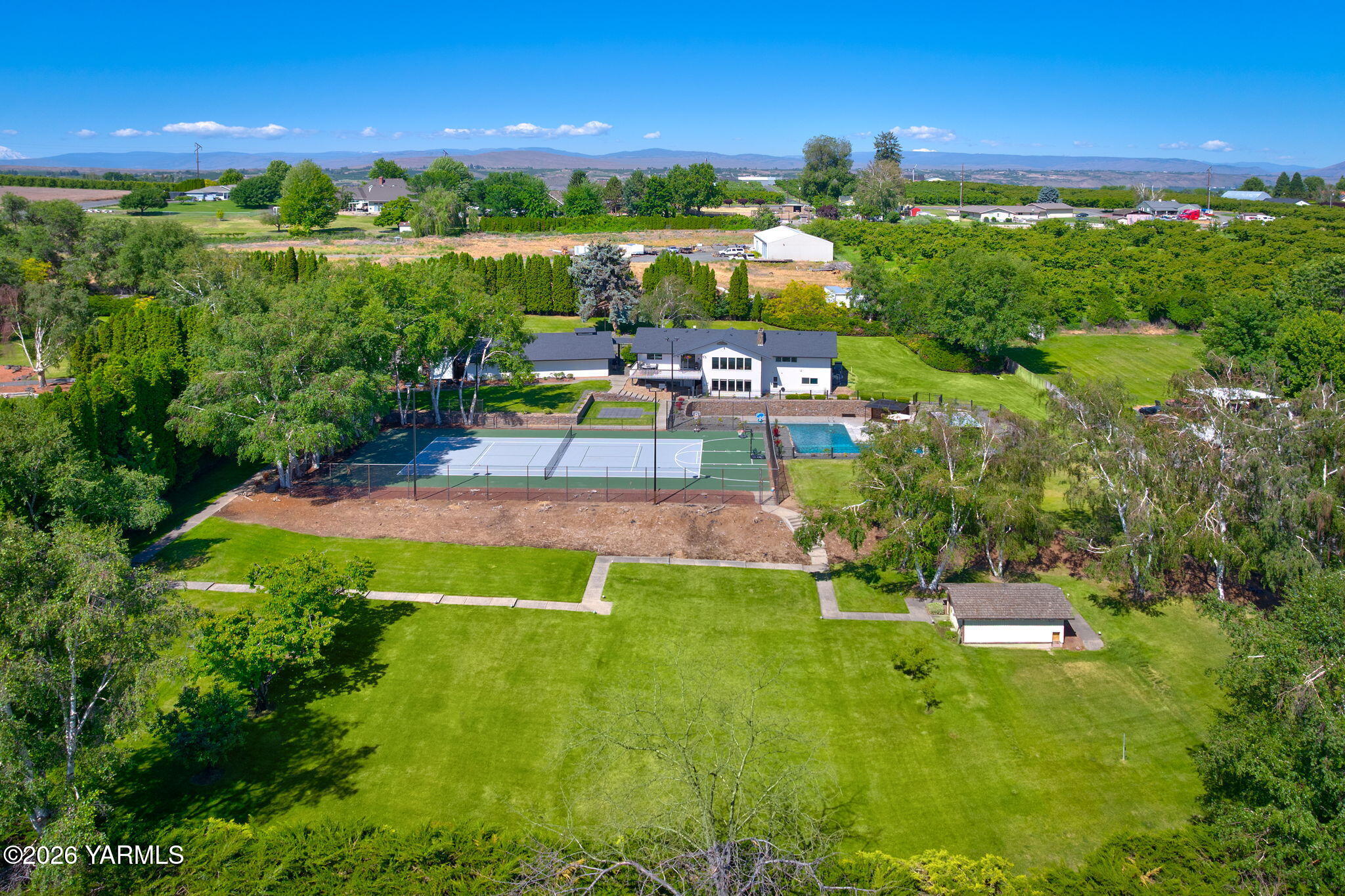 1953 Crusher Canyon Rd