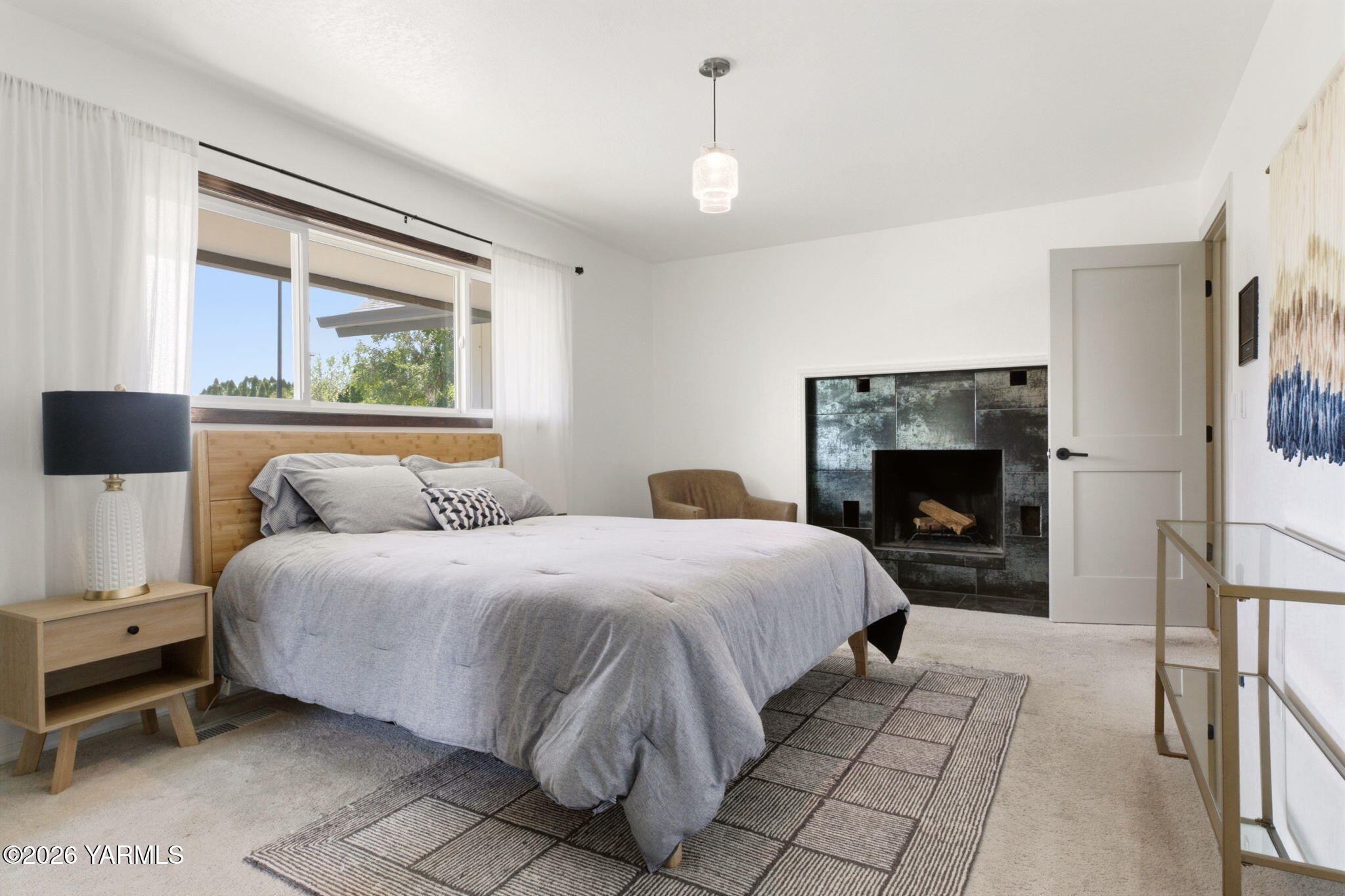 1953 Crusher Canyon Rd