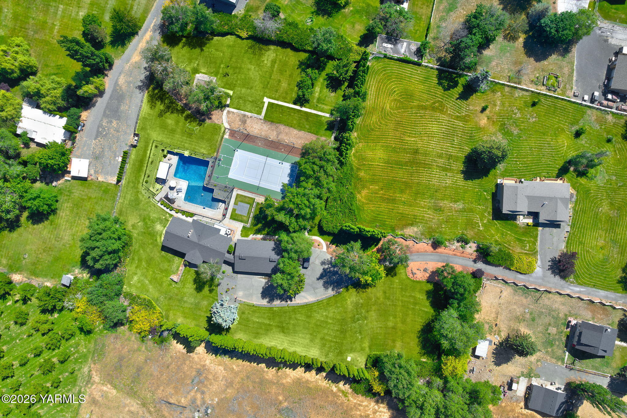 1953 Crusher Canyon Rd