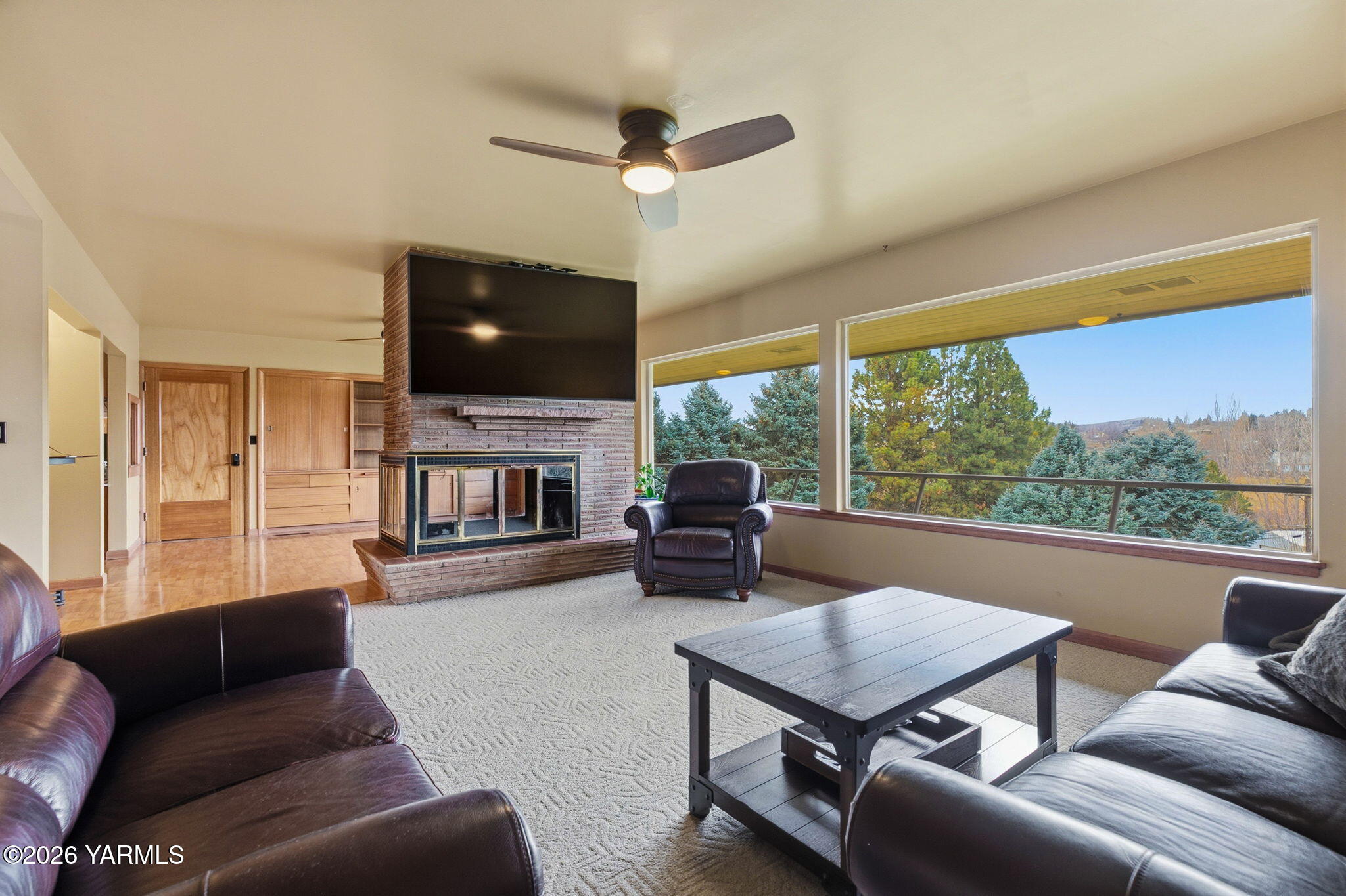 243 Collins Rd