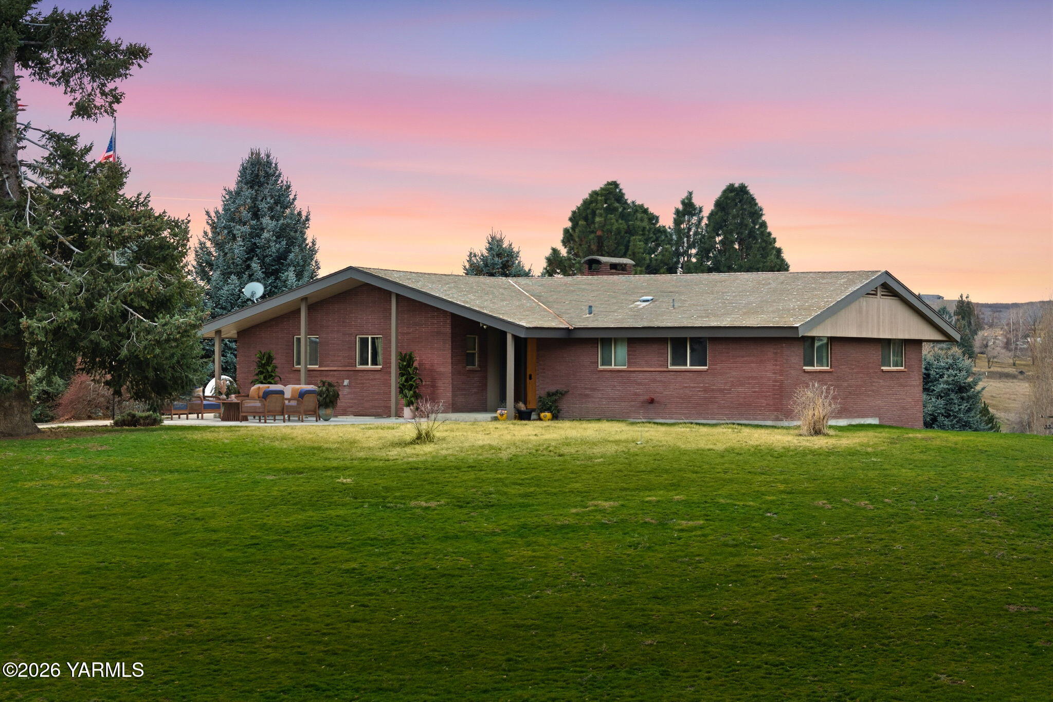 243 Collins Rd