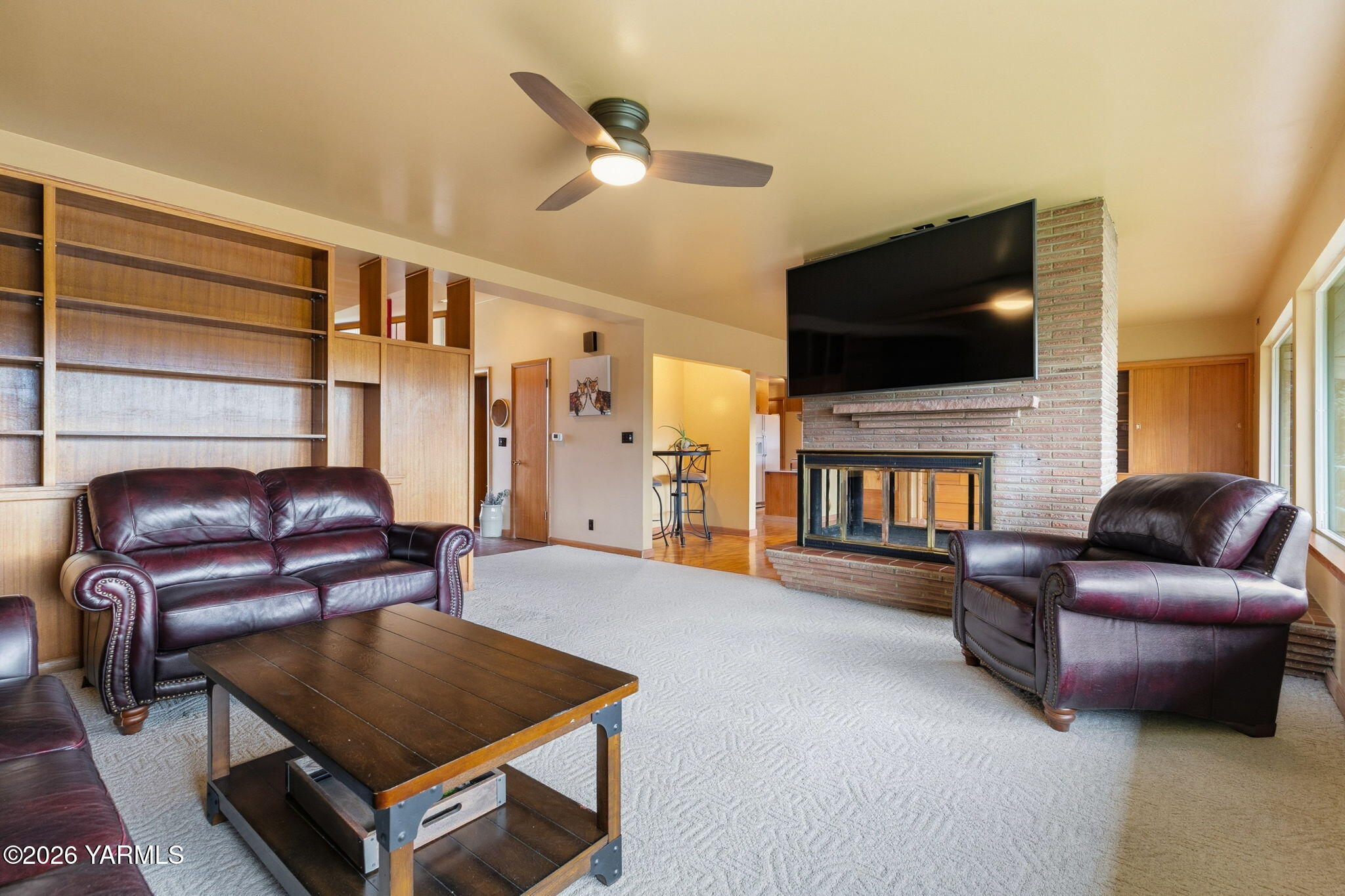243 Collins Rd
