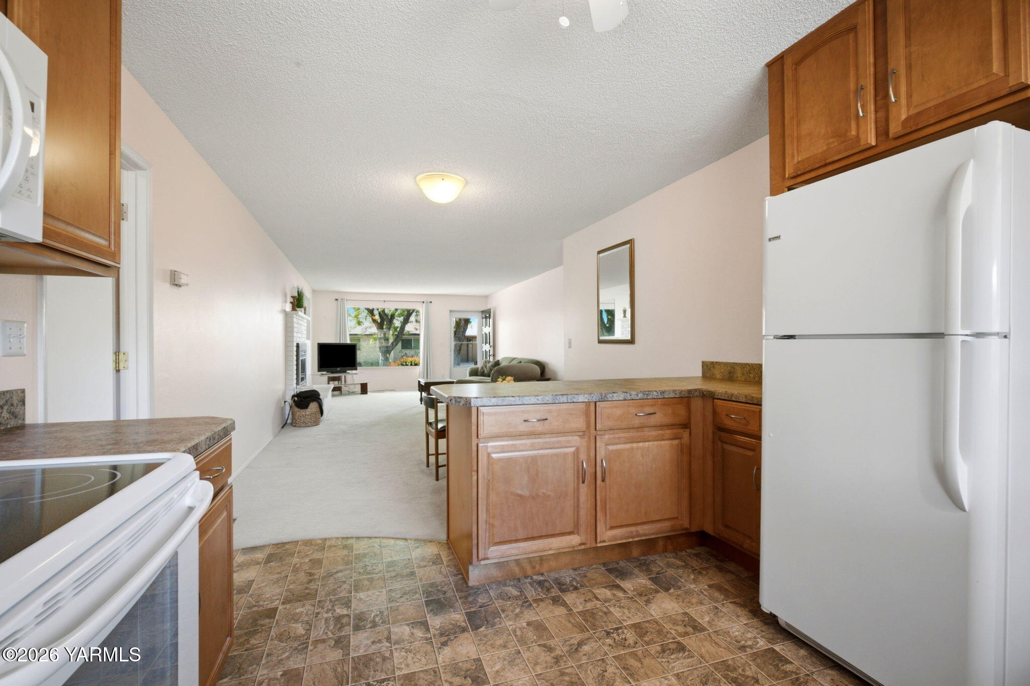 5910 W Lincoln Ave Unit: 10