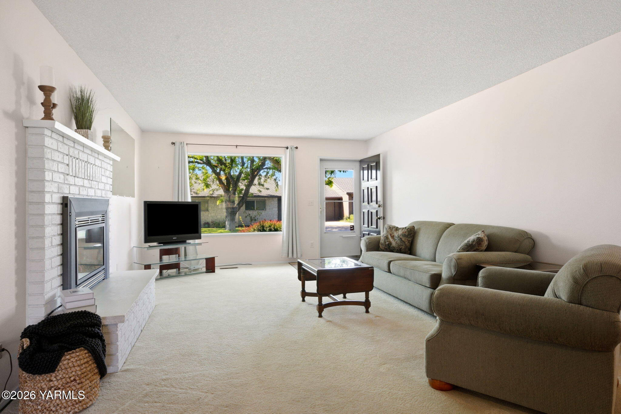 5910 W Lincoln Ave Unit: 10