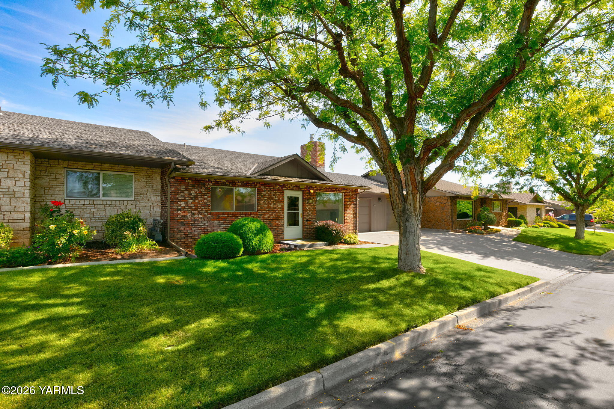 5910 W Lincoln Ave Unit: 10