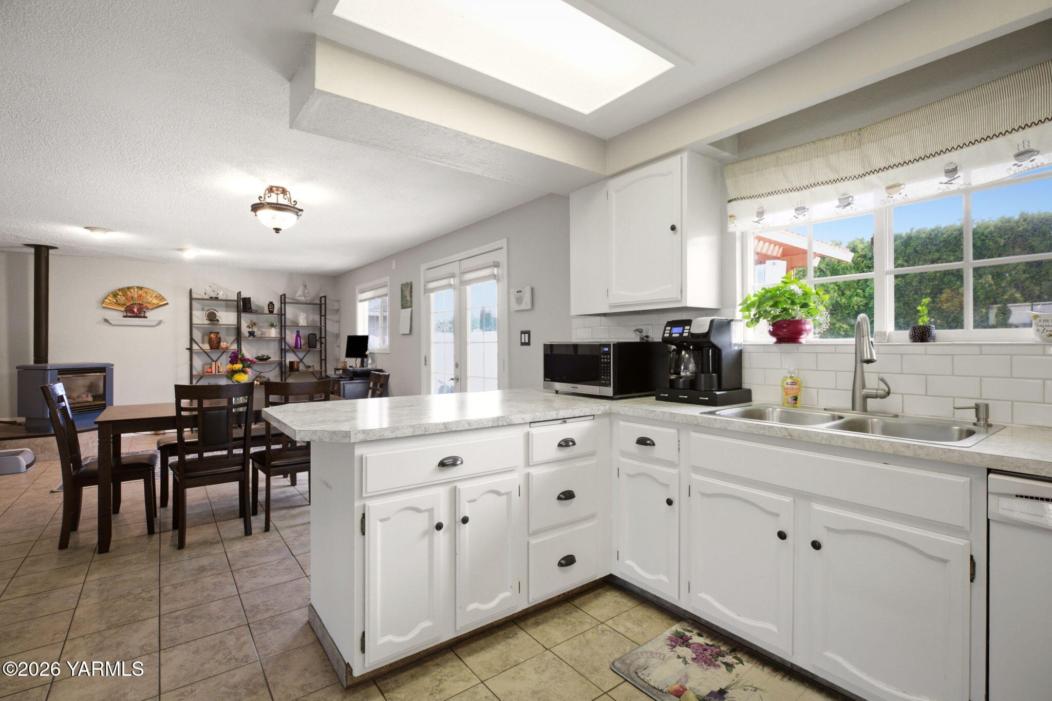 1607 Valley West Ave