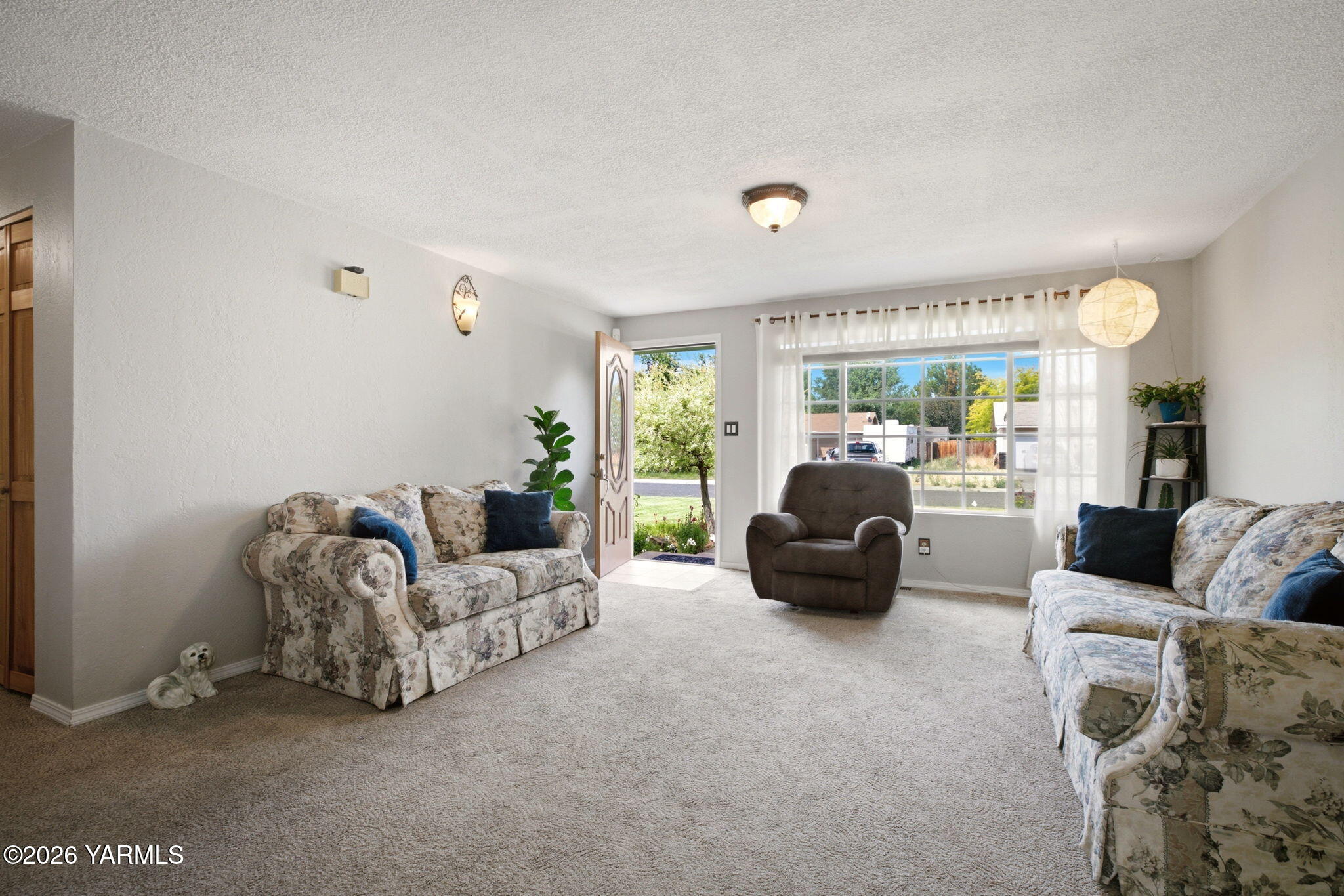 1607 Valley West Ave