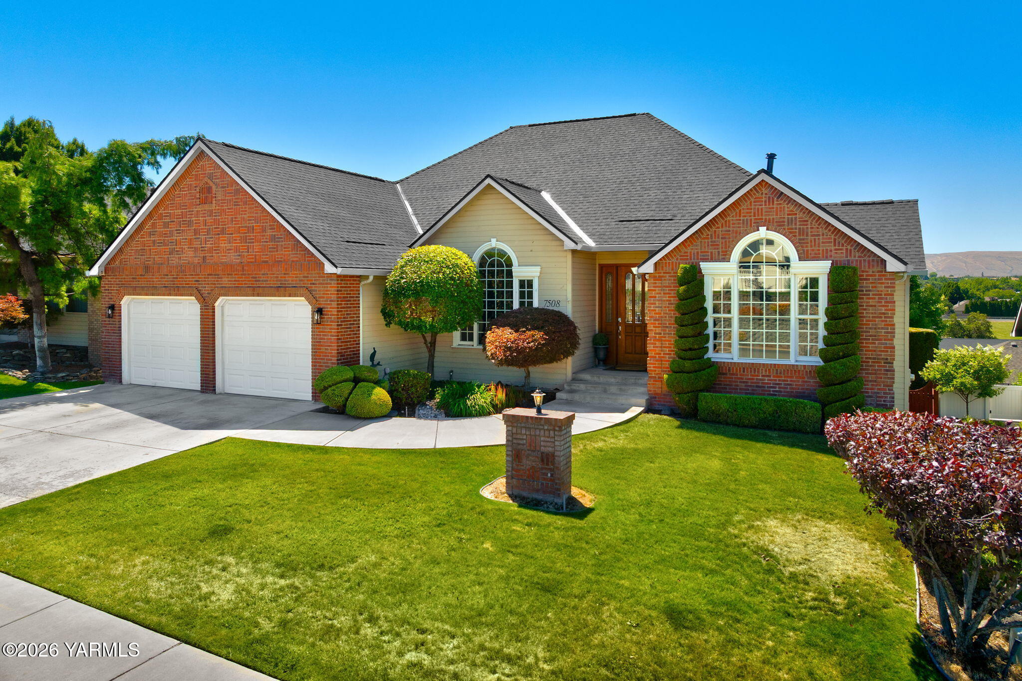 7508 Meadow Ln