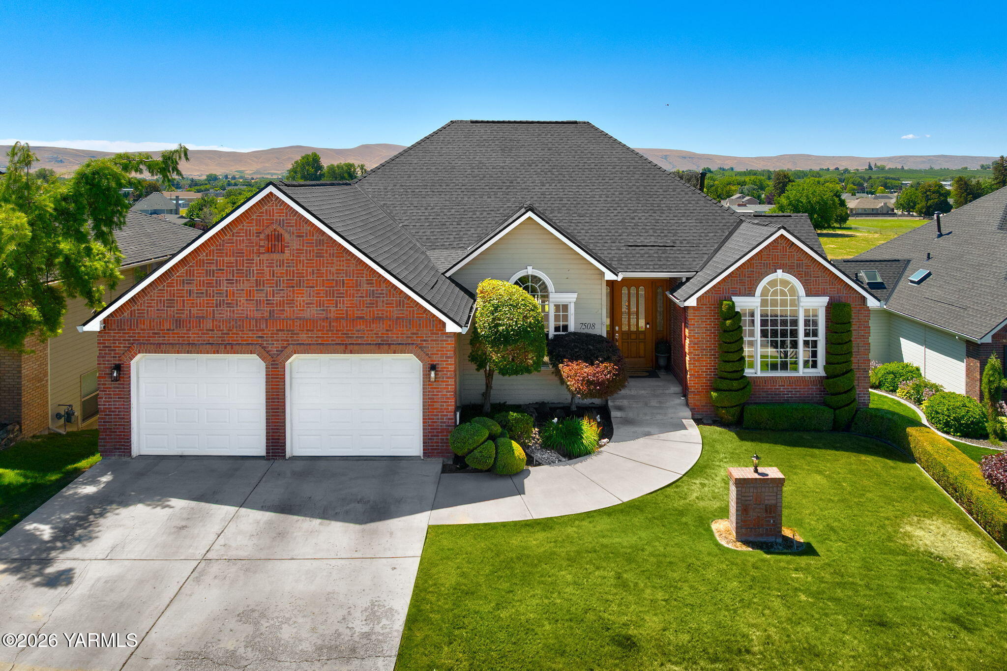 7508 Meadow Ln
