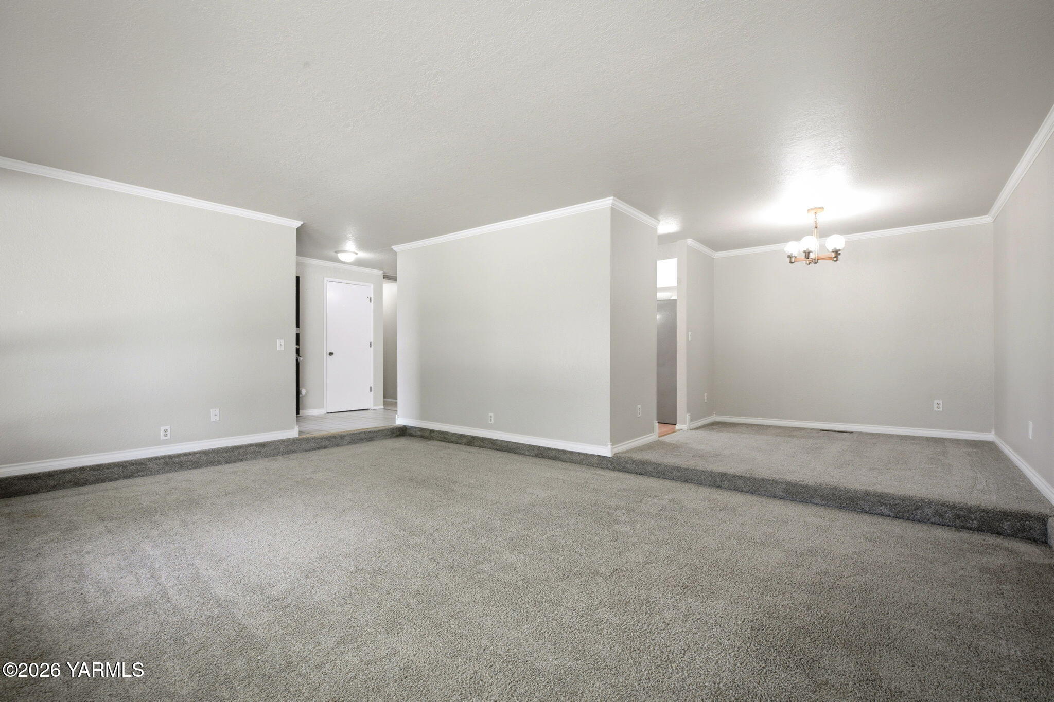 5303 N Sky Vista Ave