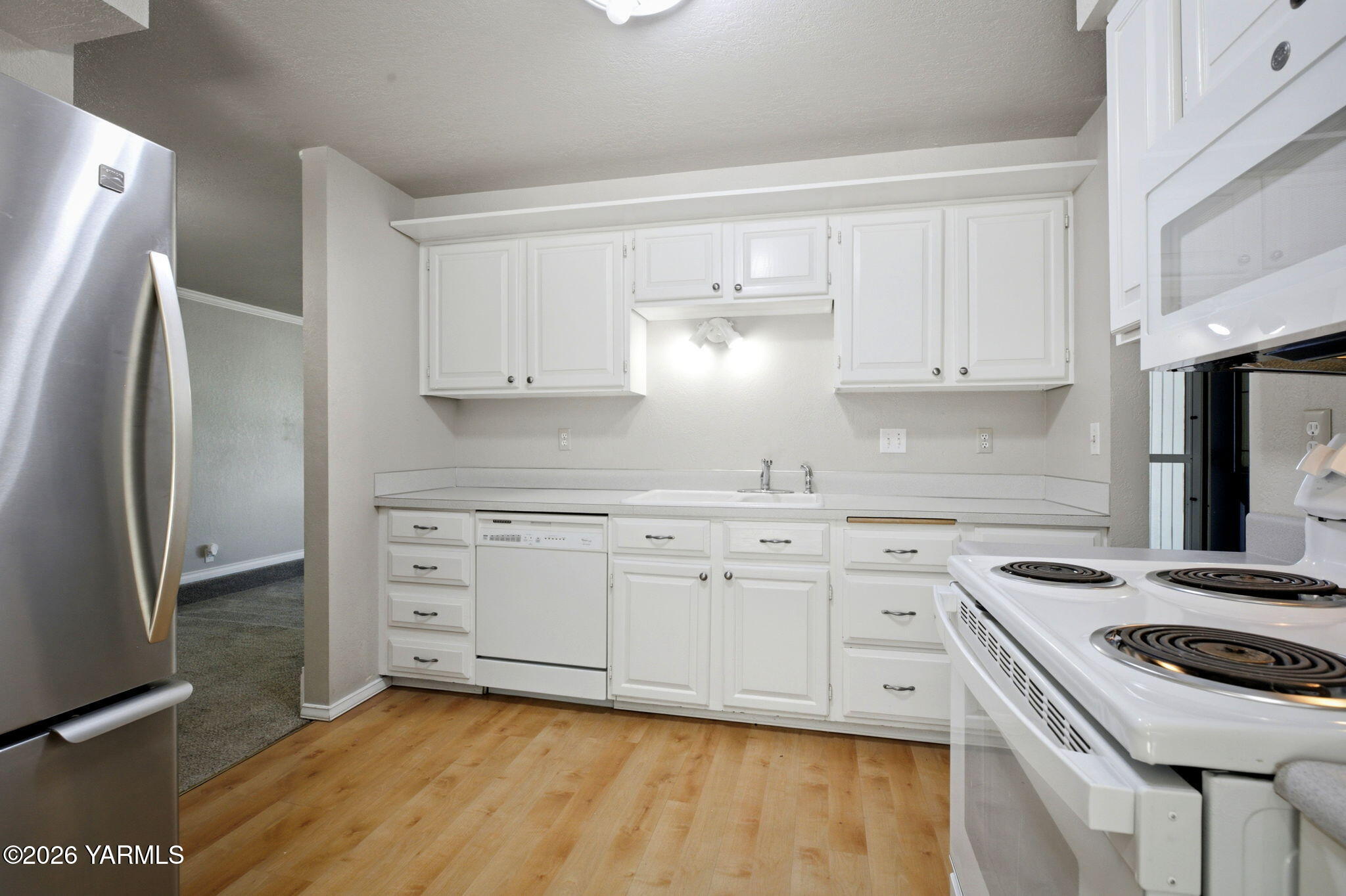5303 N Sky Vista Ave