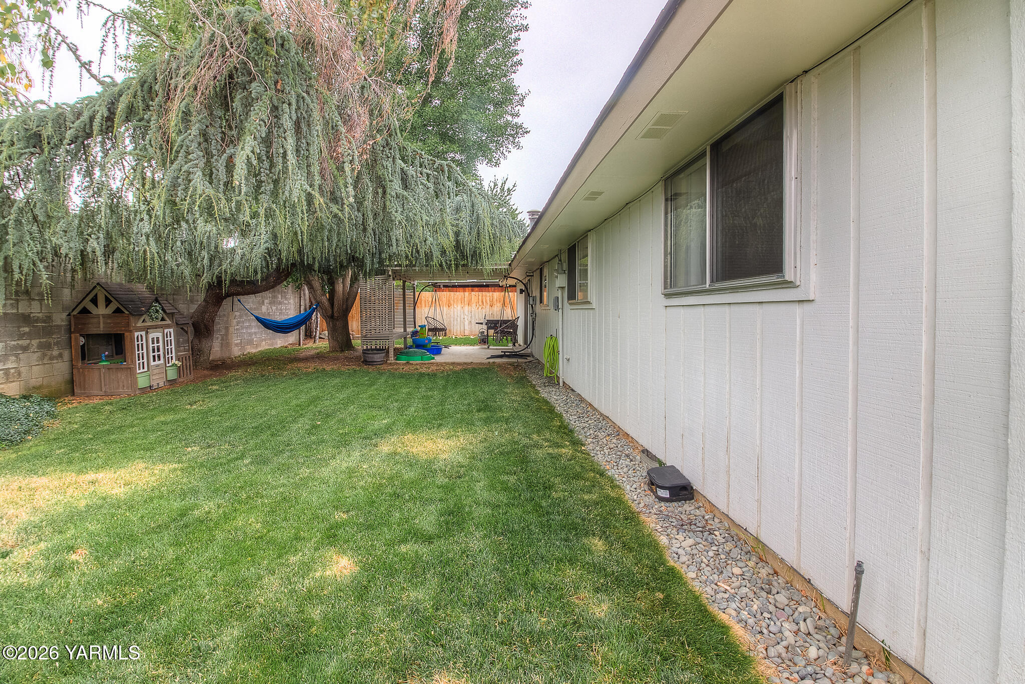 310 S 50th Ave
