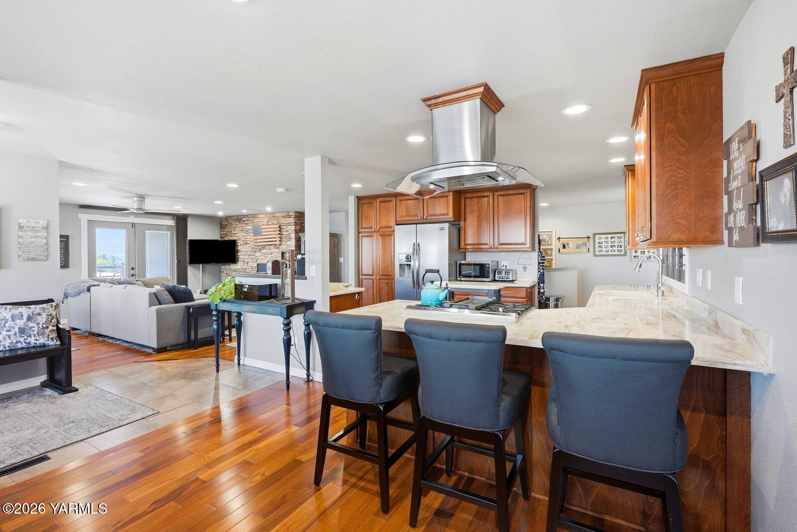 506 N 62nd Ave