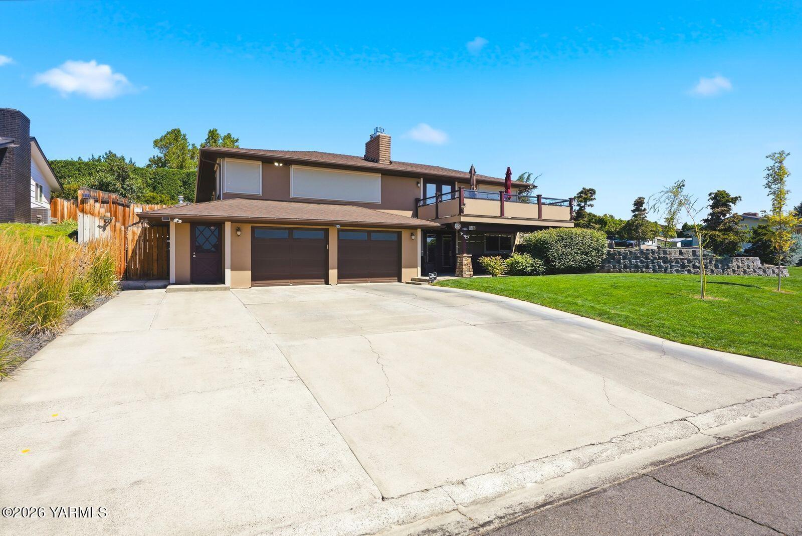 506 N 62nd Ave