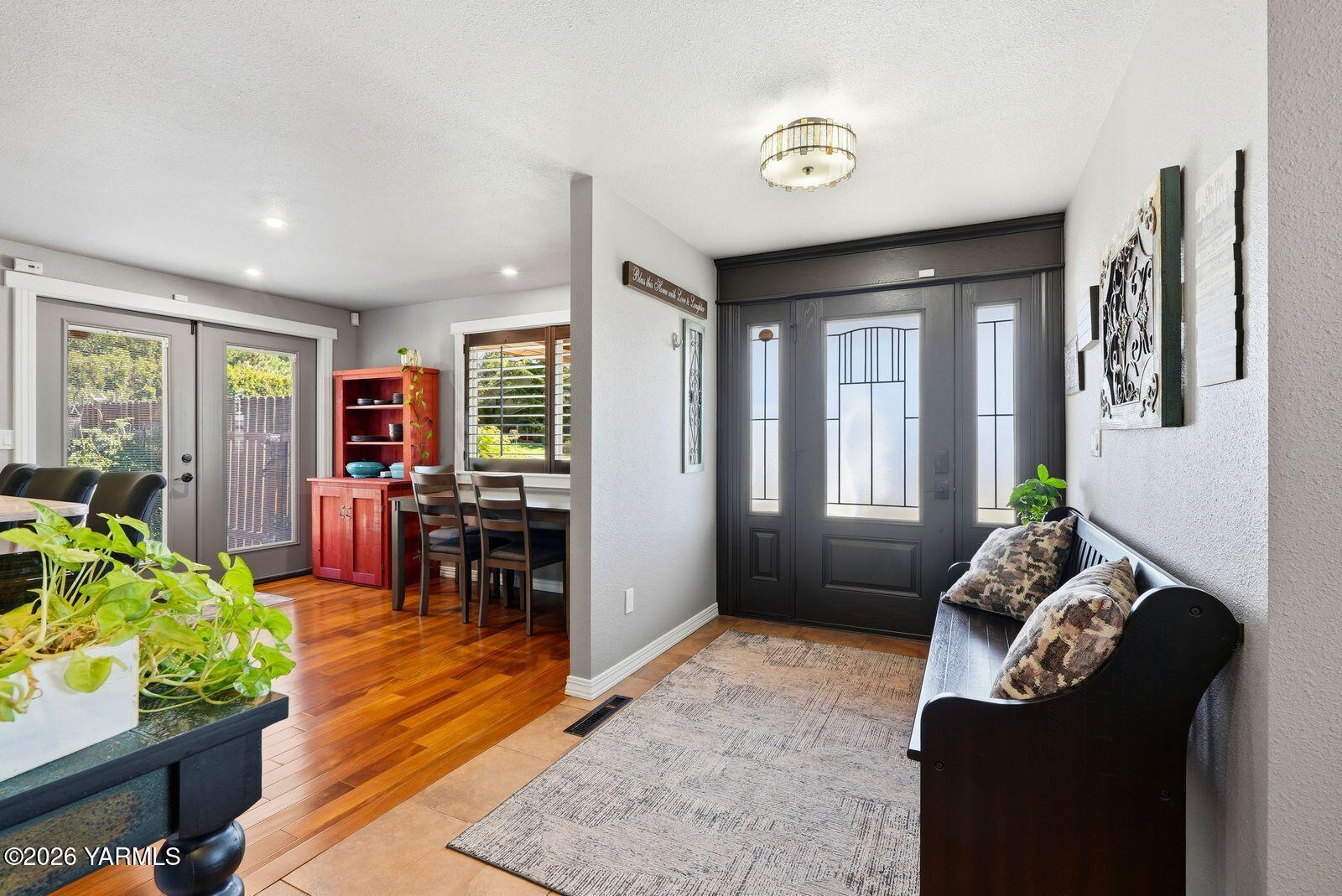 506 N 62nd Ave