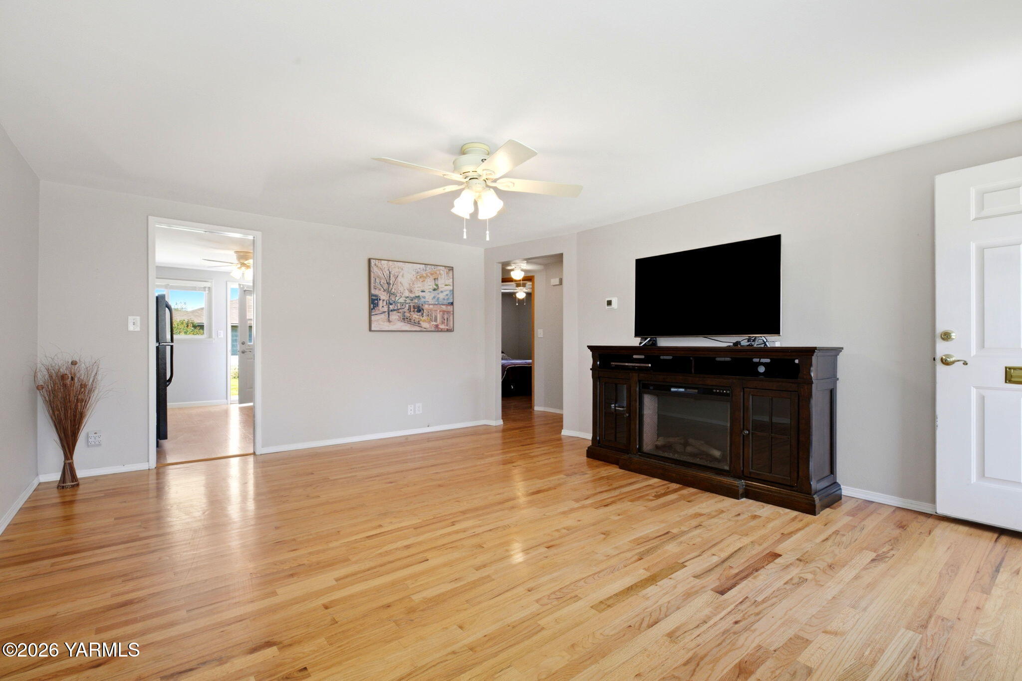 313 N 42nd Ave