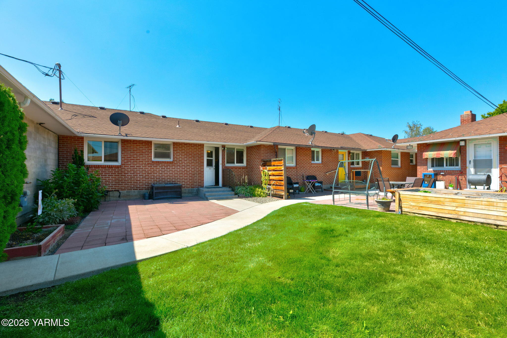 313 N 42nd Ave