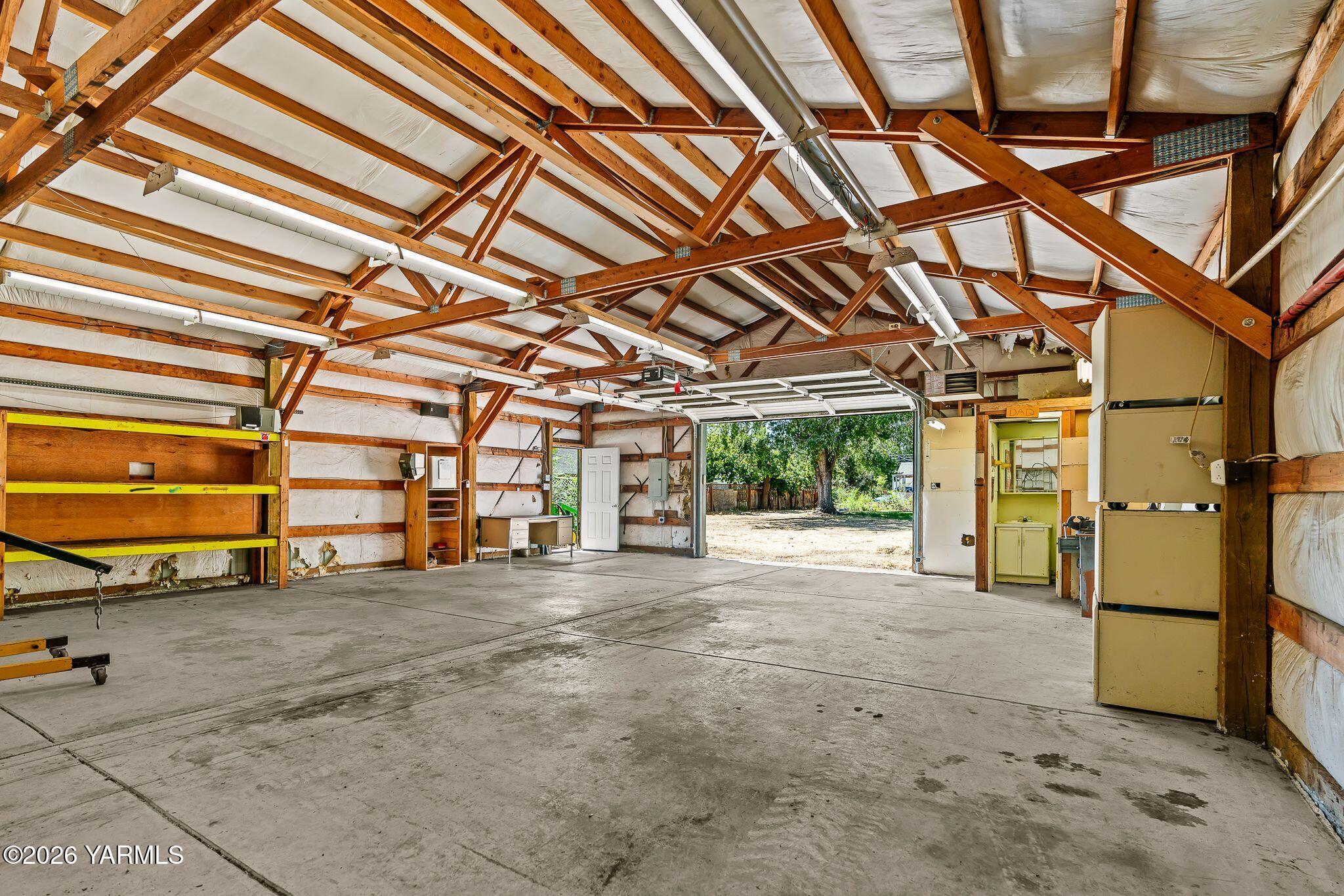 817 N 34th Ave
