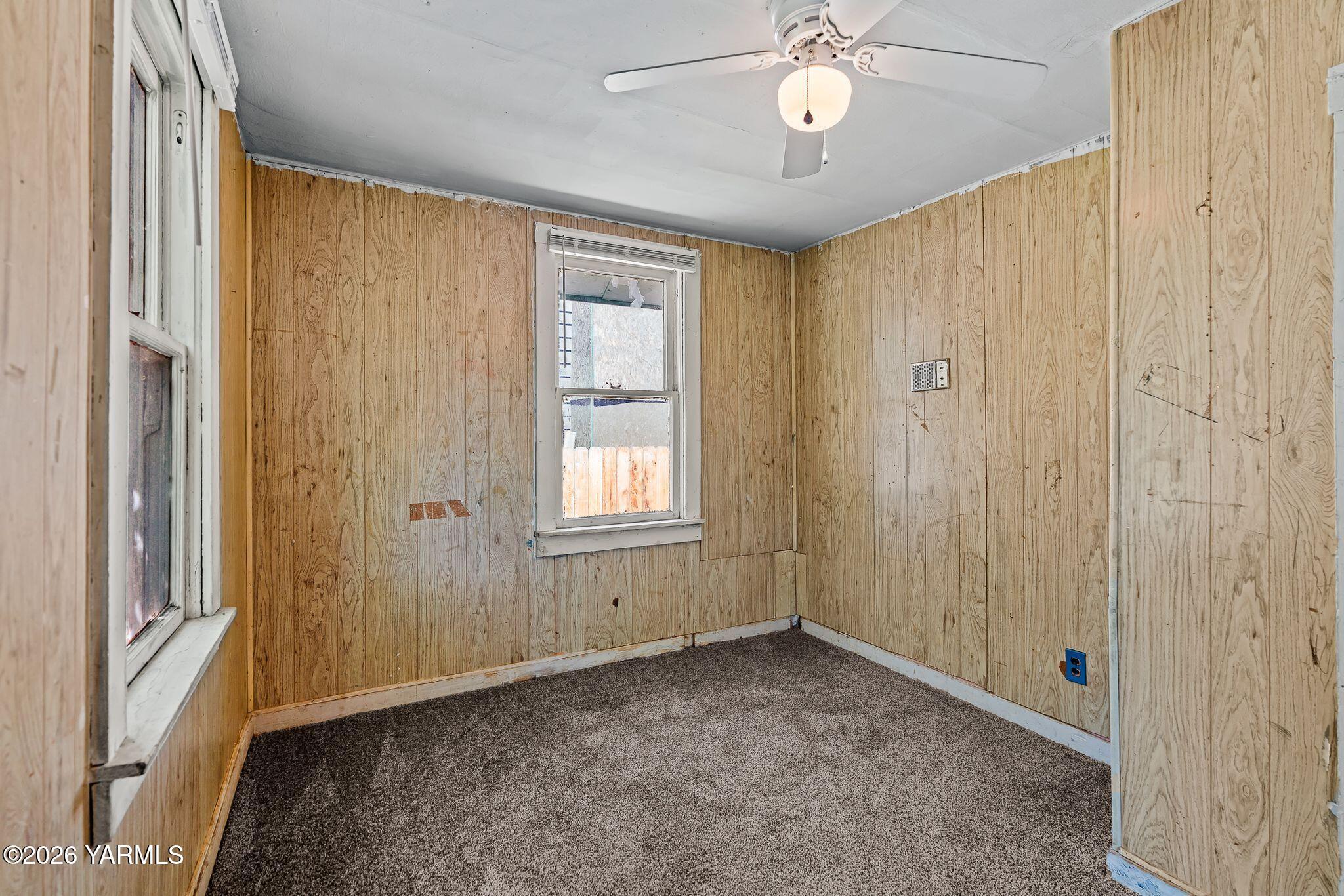 817 N 34th Ave