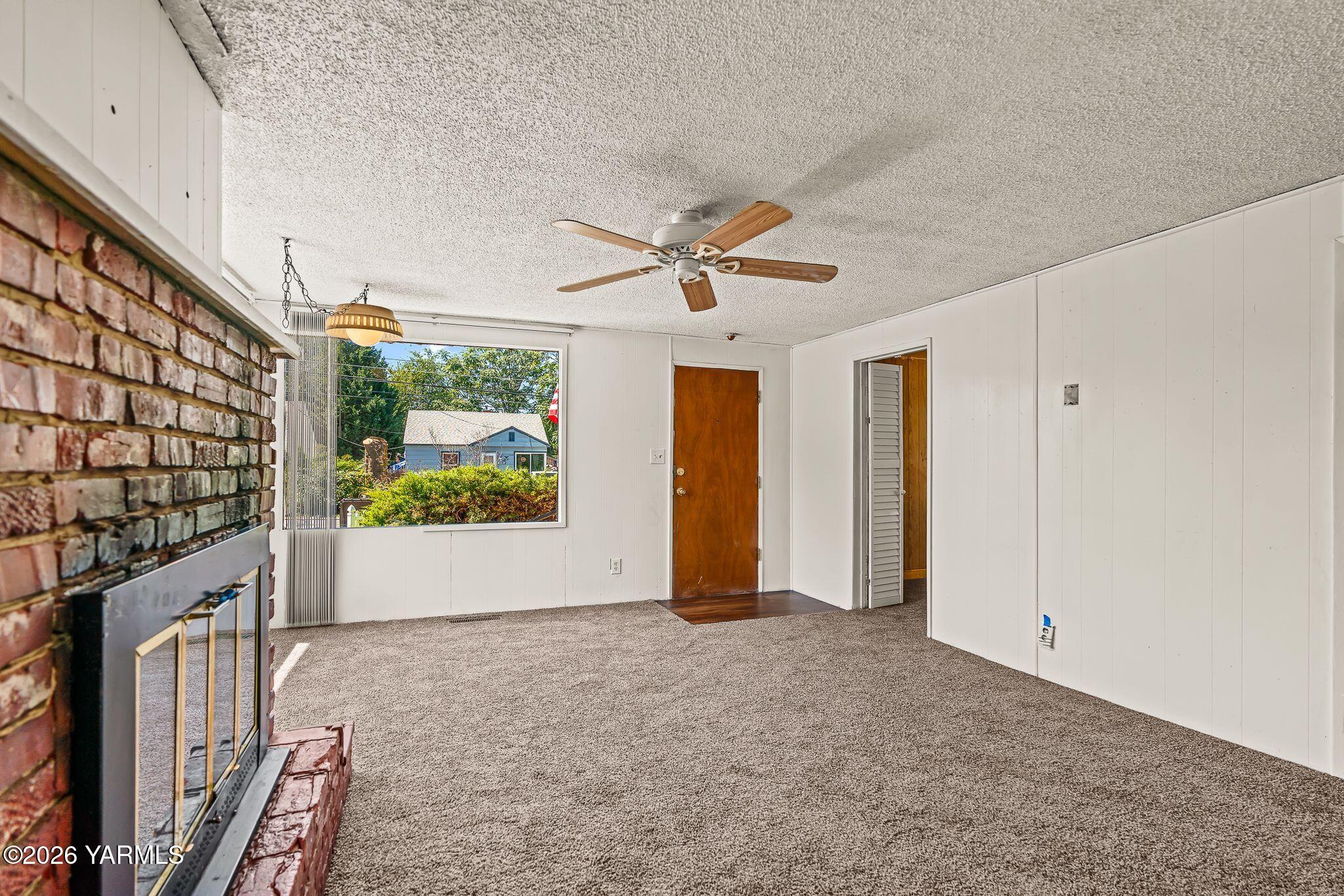 817 N 34th Ave