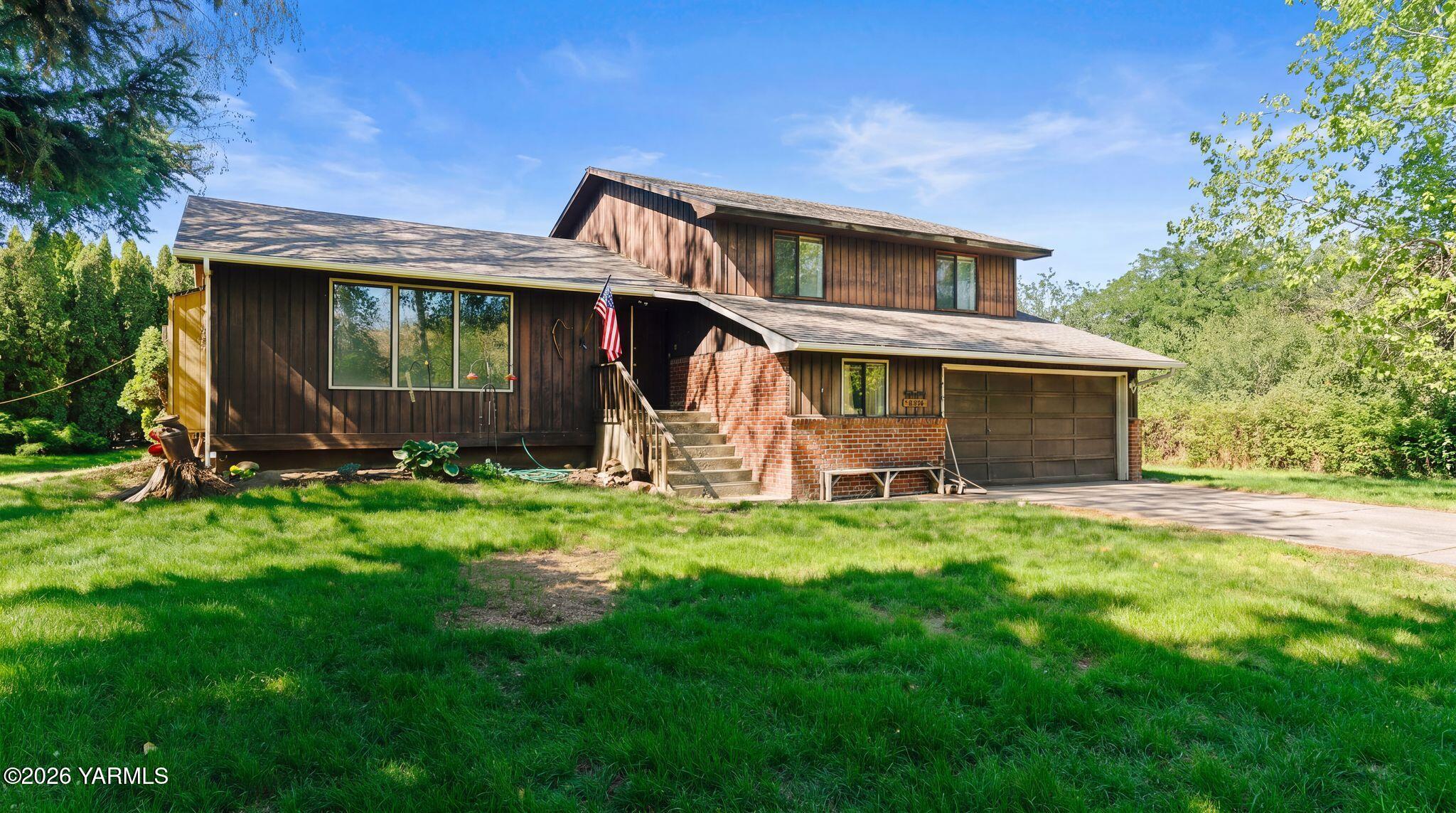 10806 Summitview Rd