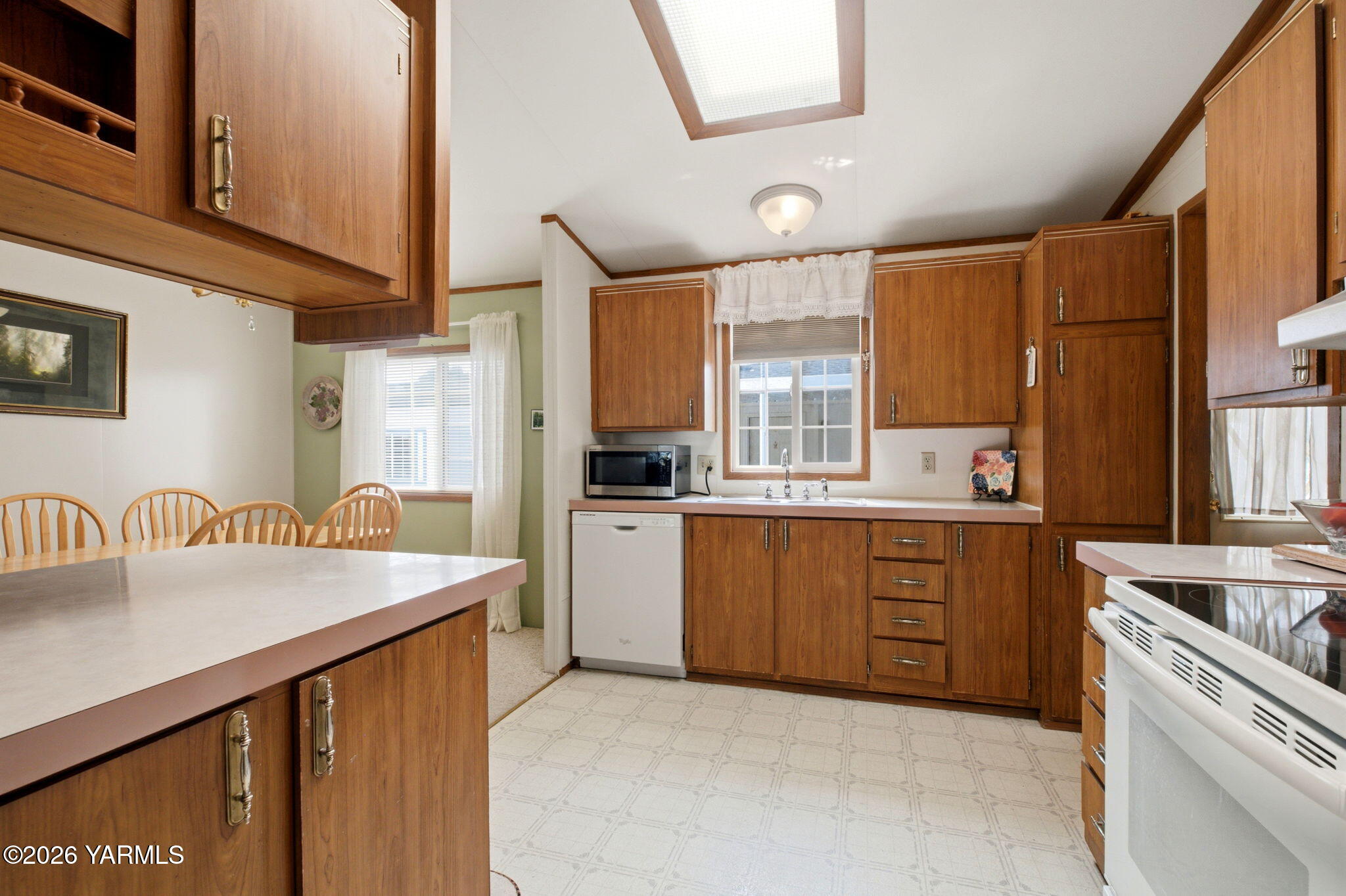 8301 Tieton Dr Unit: 110