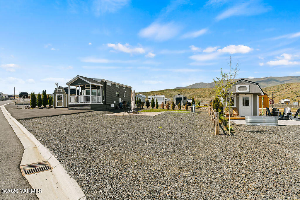 1769 Naches Wenas Rd Unit: 9