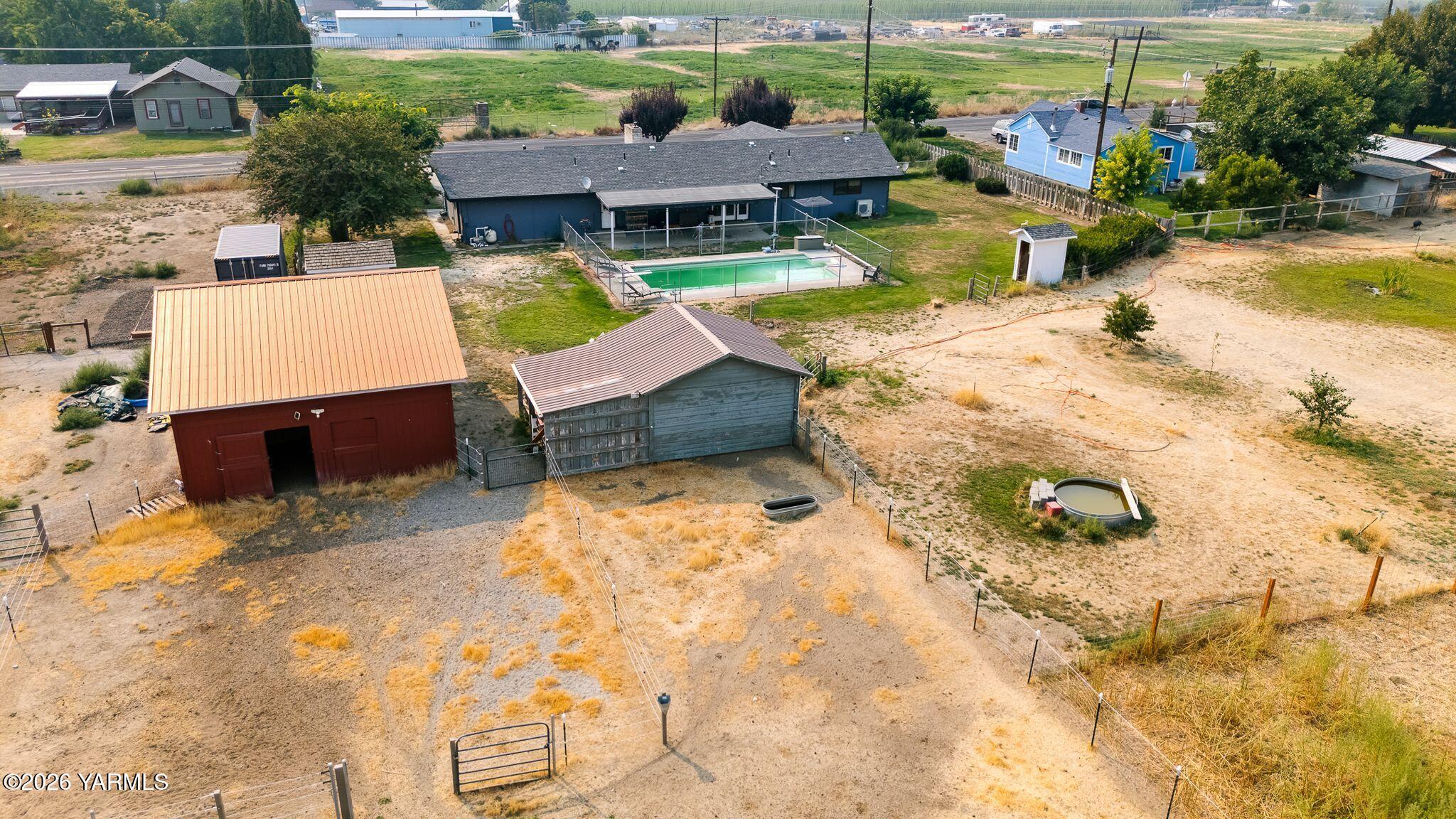 1709 Beaudry Rd