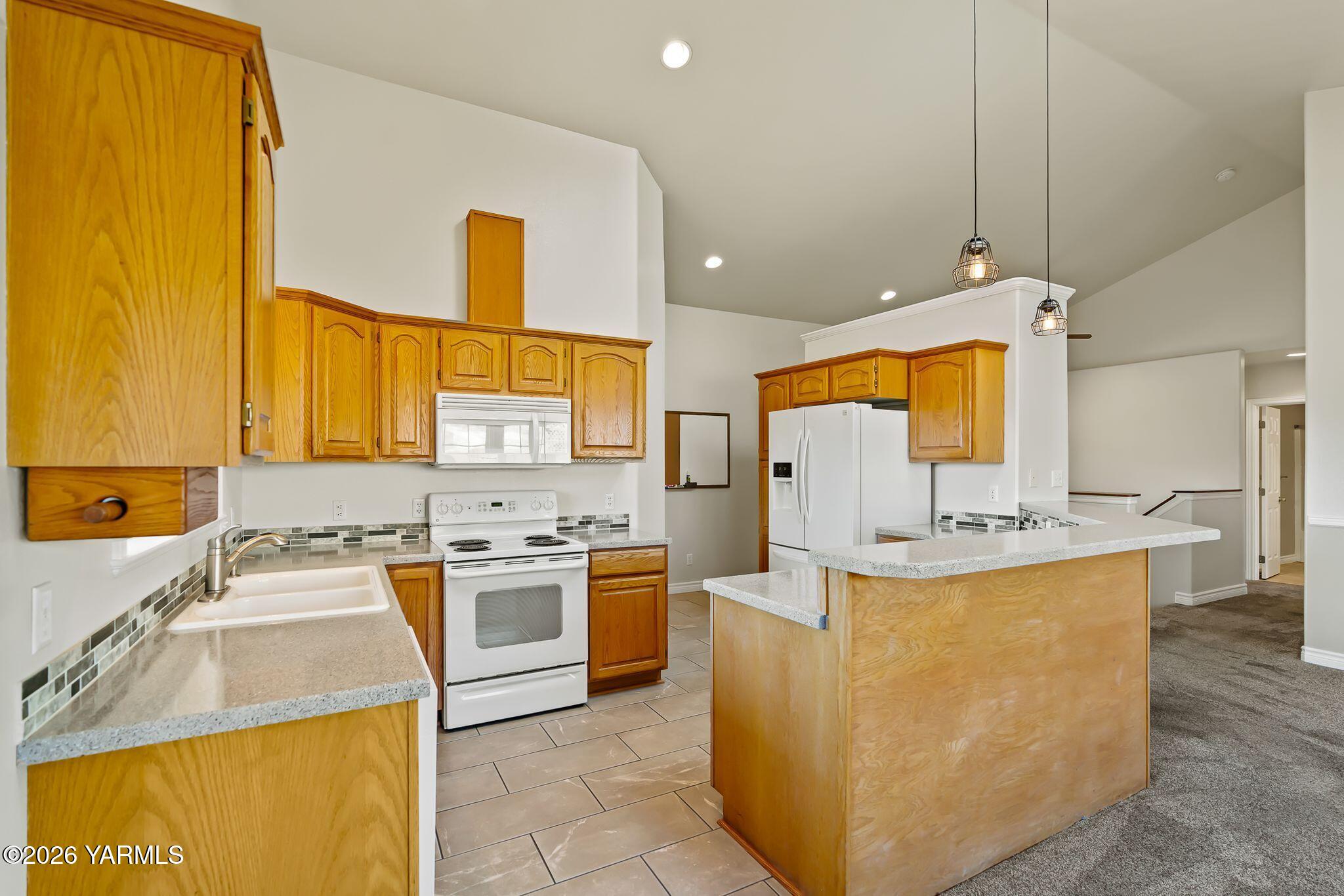 1407 W Cherry Ave