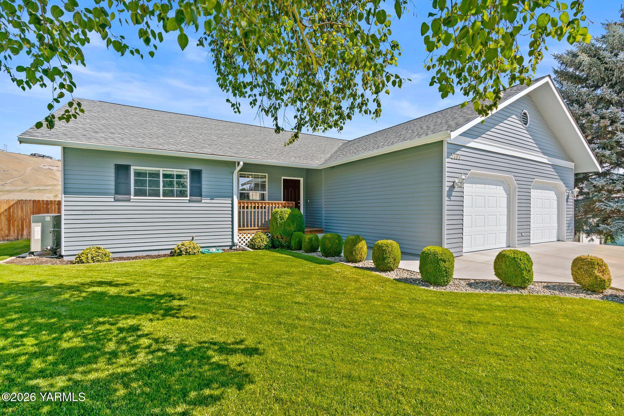 1407 W Cherry Ave