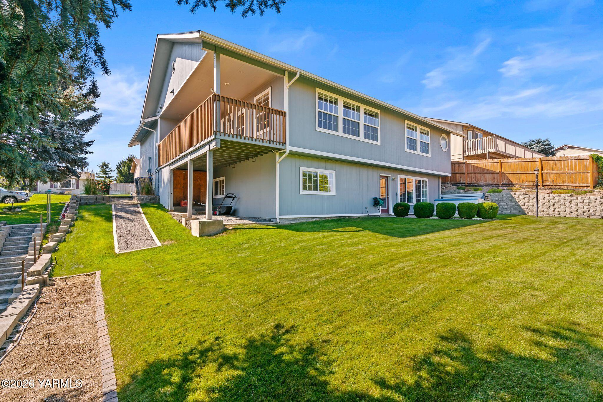 1407 W Cherry Ave