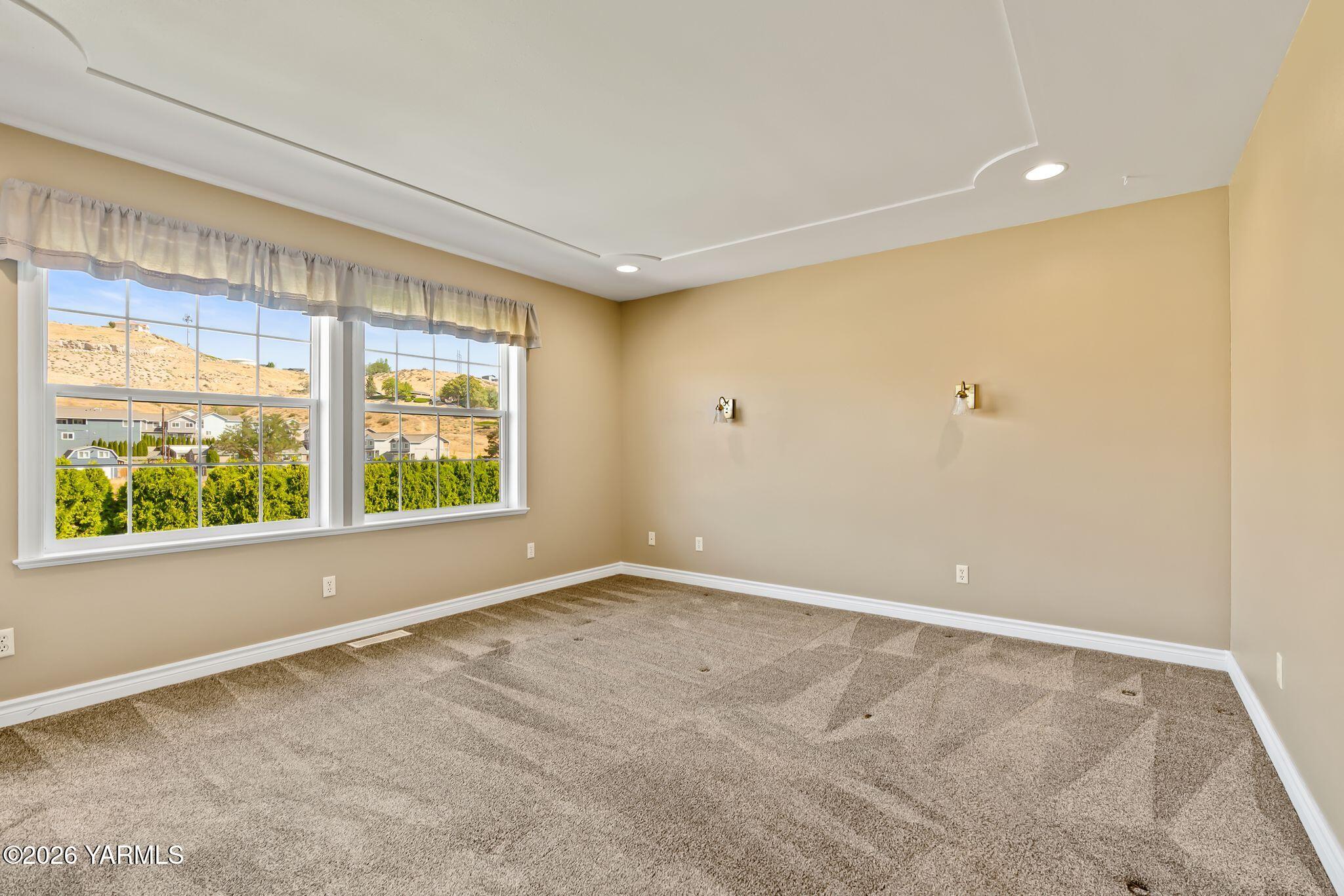 1407 W Cherry Ave