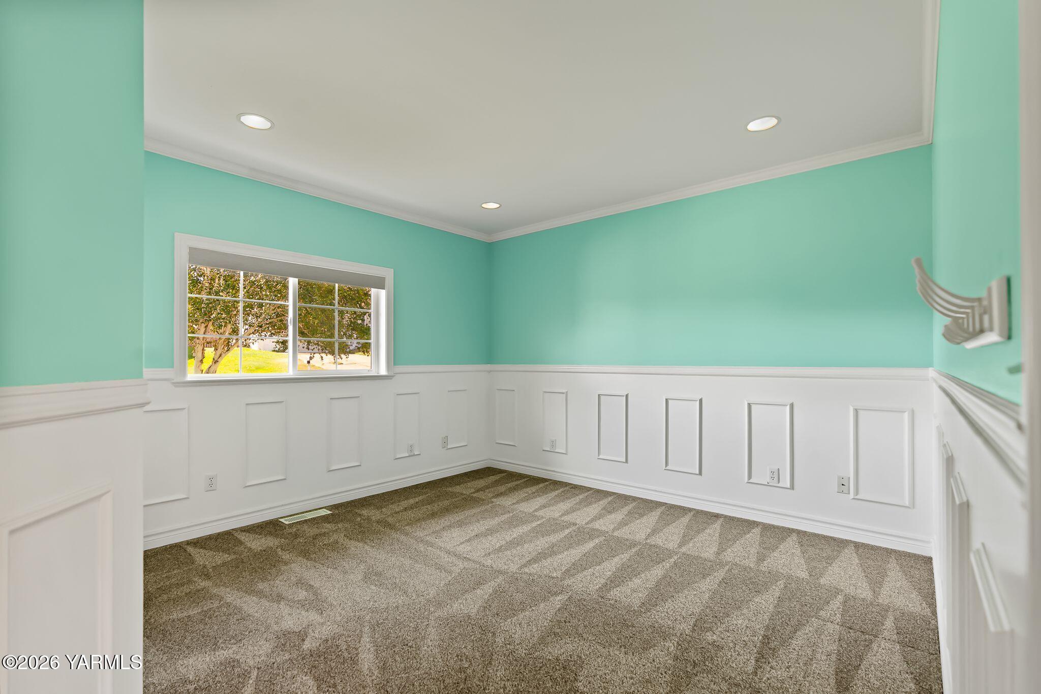 1407 W Cherry Ave