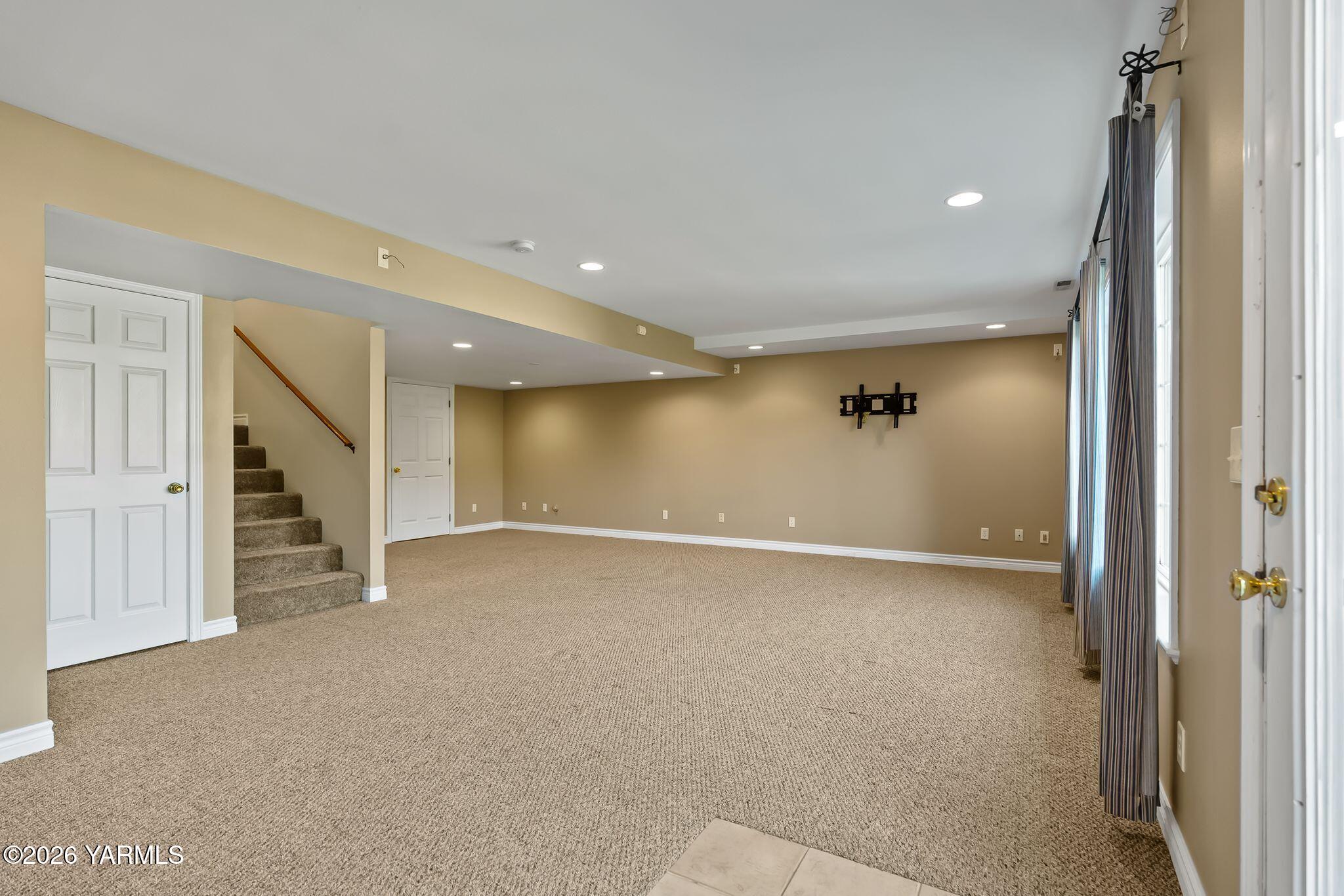 1407 W Cherry Ave