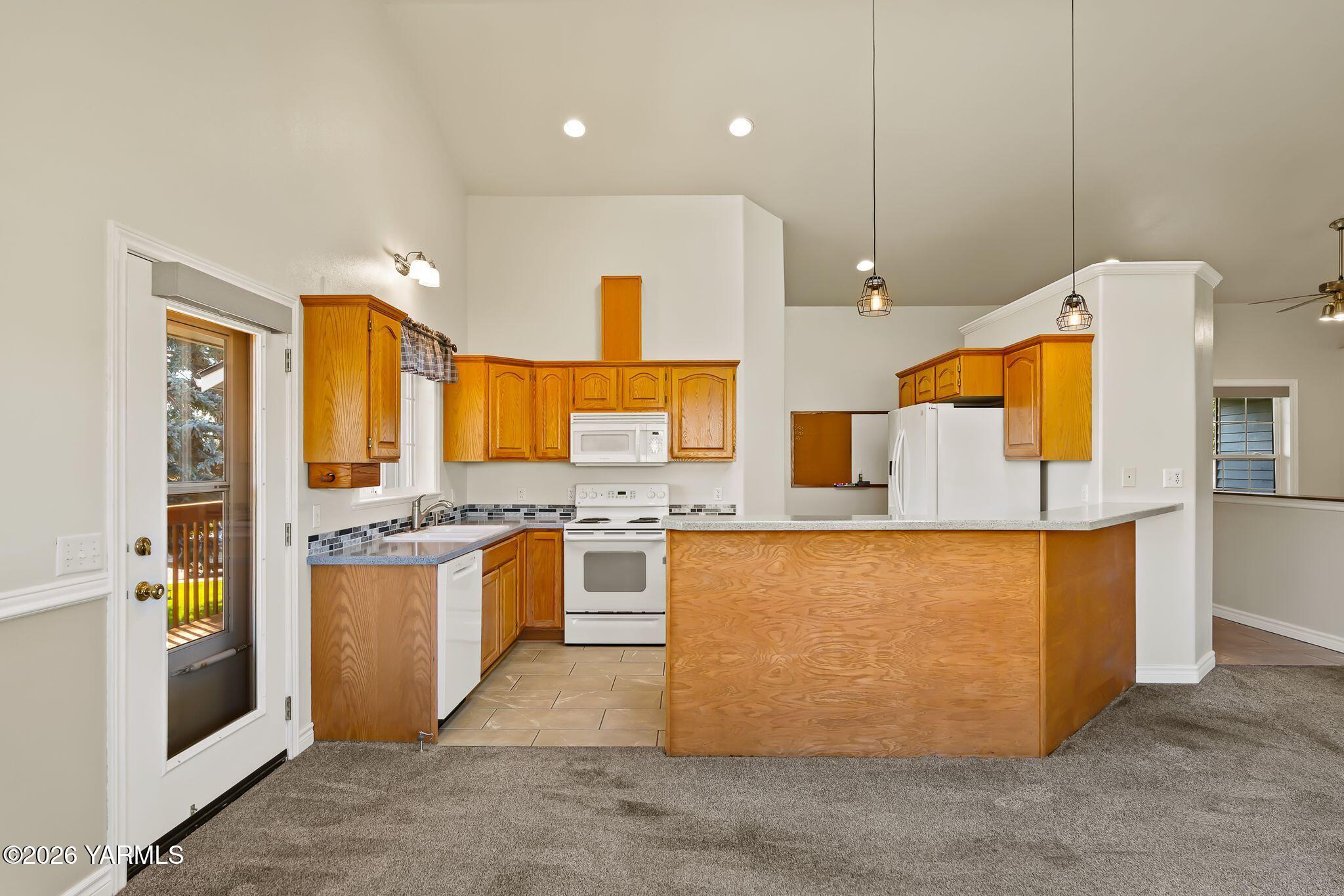 1407 W Cherry Ave