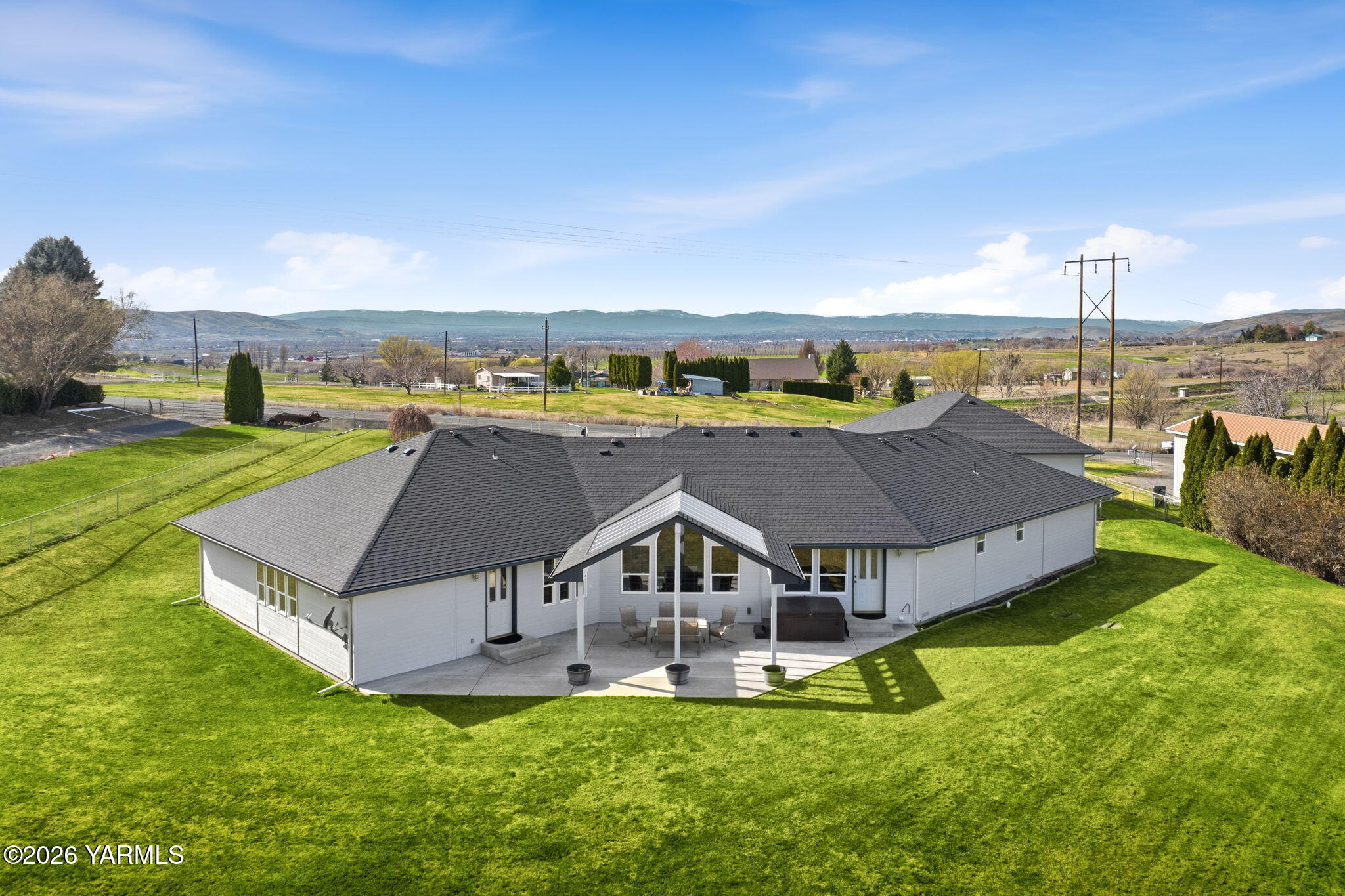 461 White Rd
