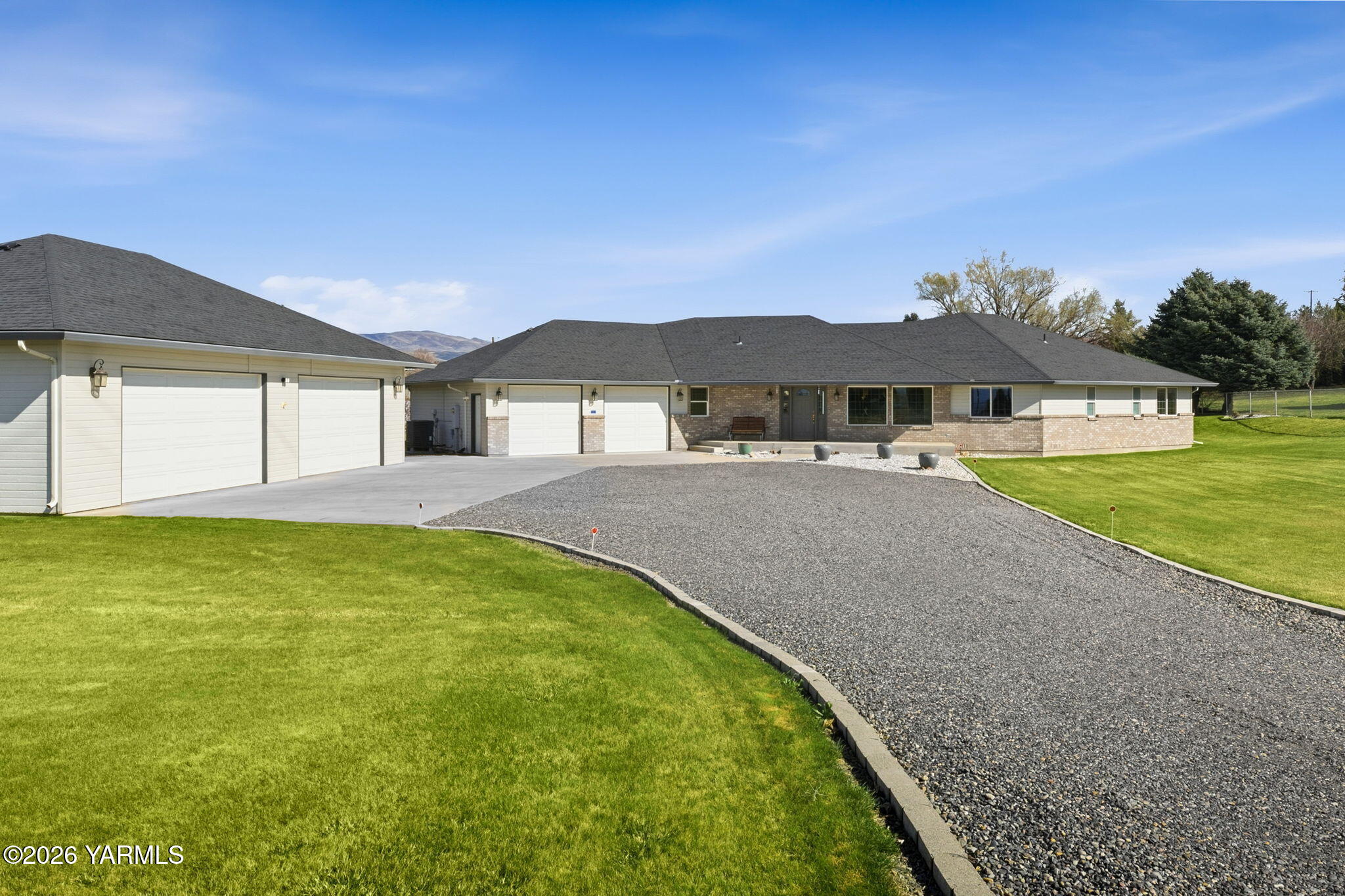 461 White Rd