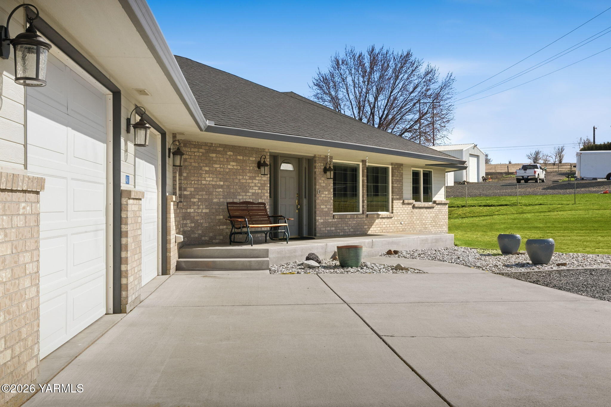 461 White Rd