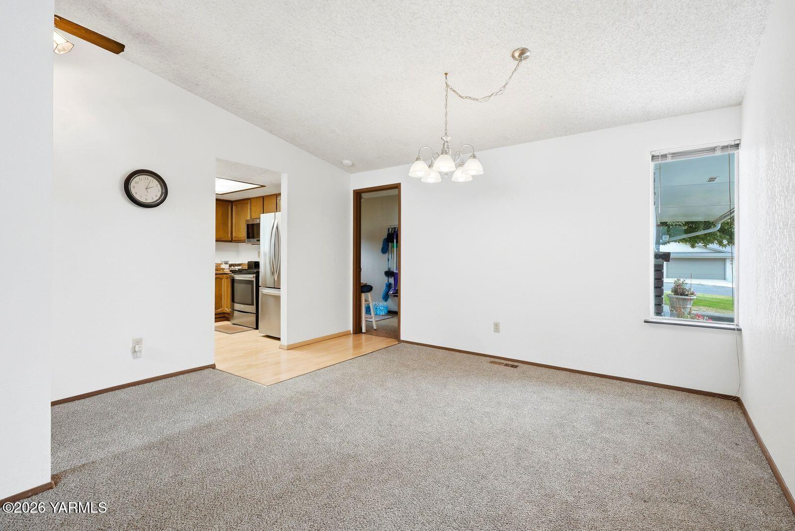 600 S 69th Ave
