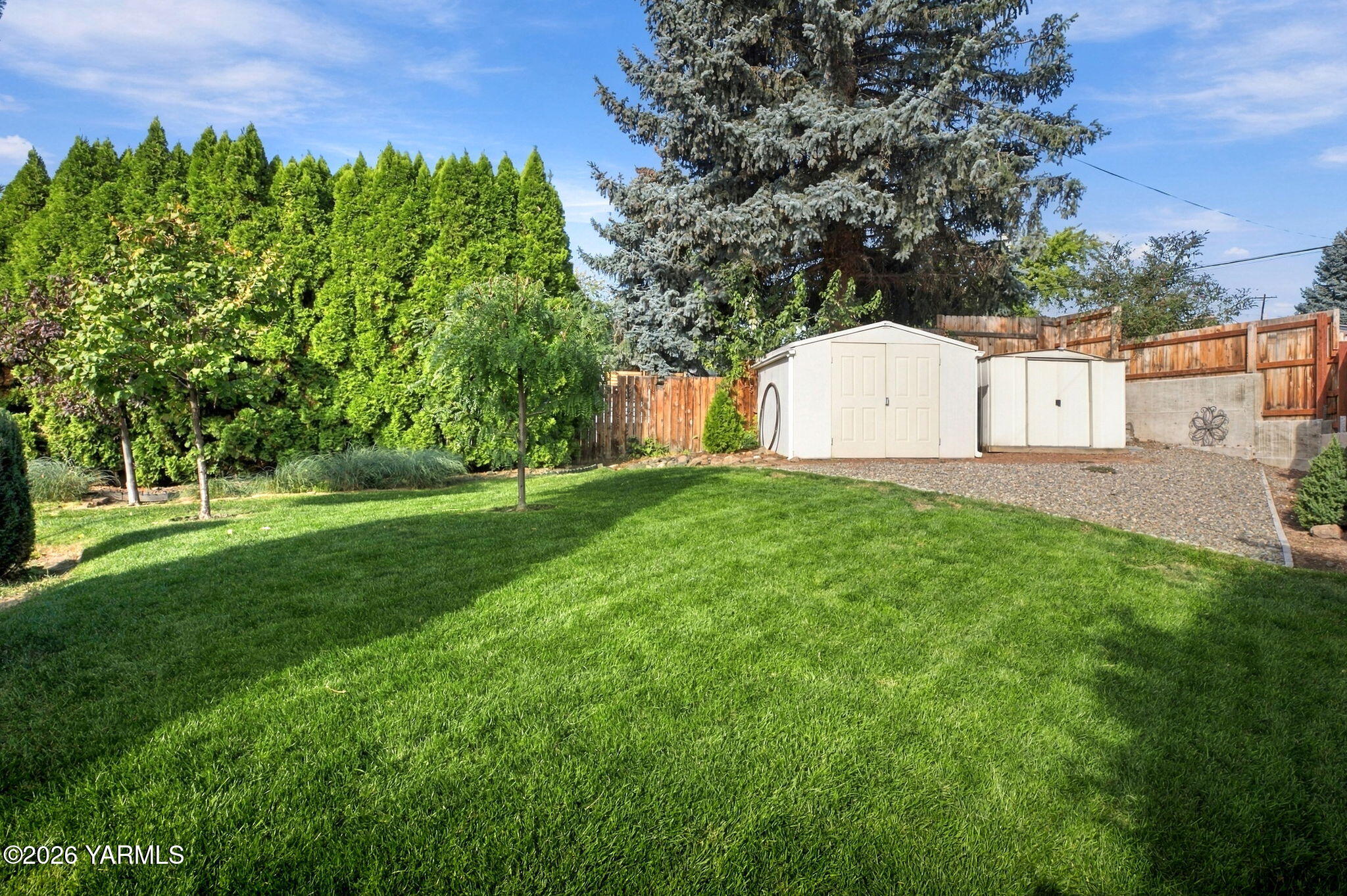 706 N 47th Ave