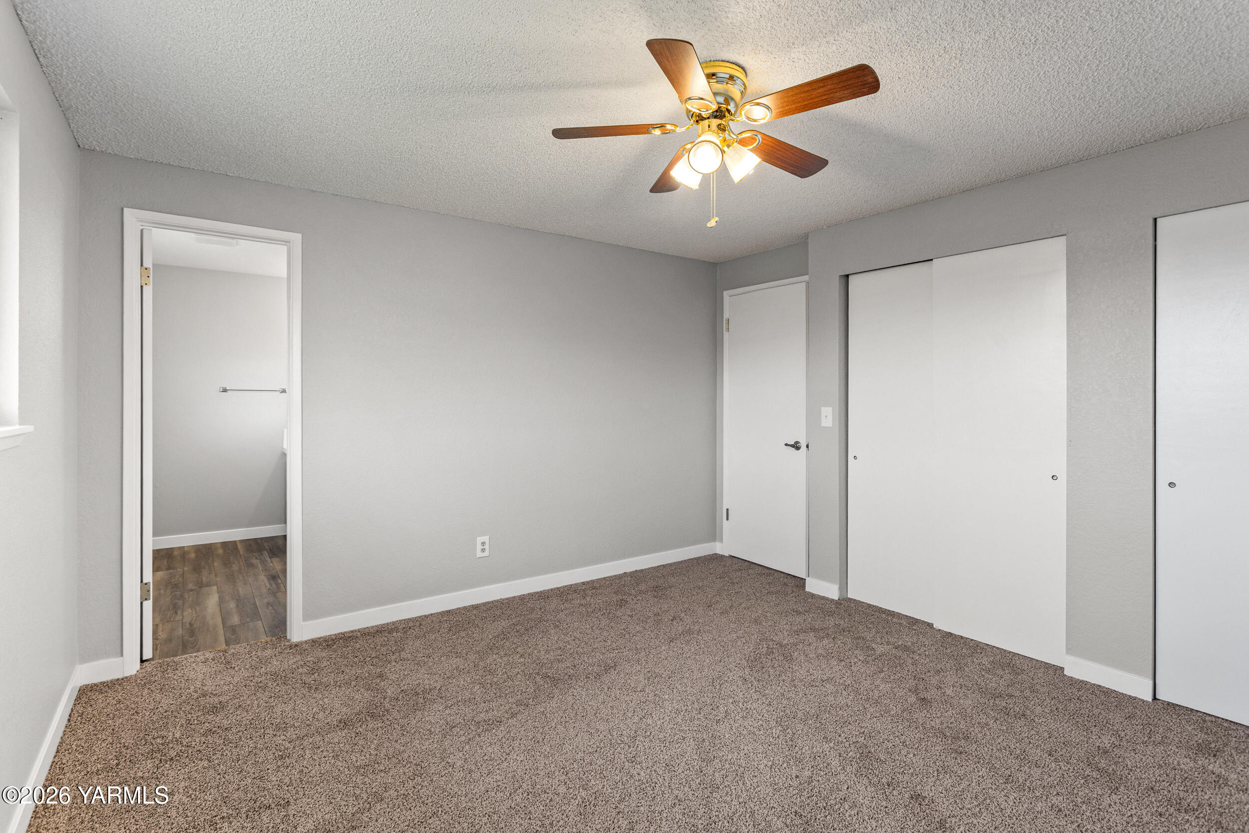 8801 Alpine Ct