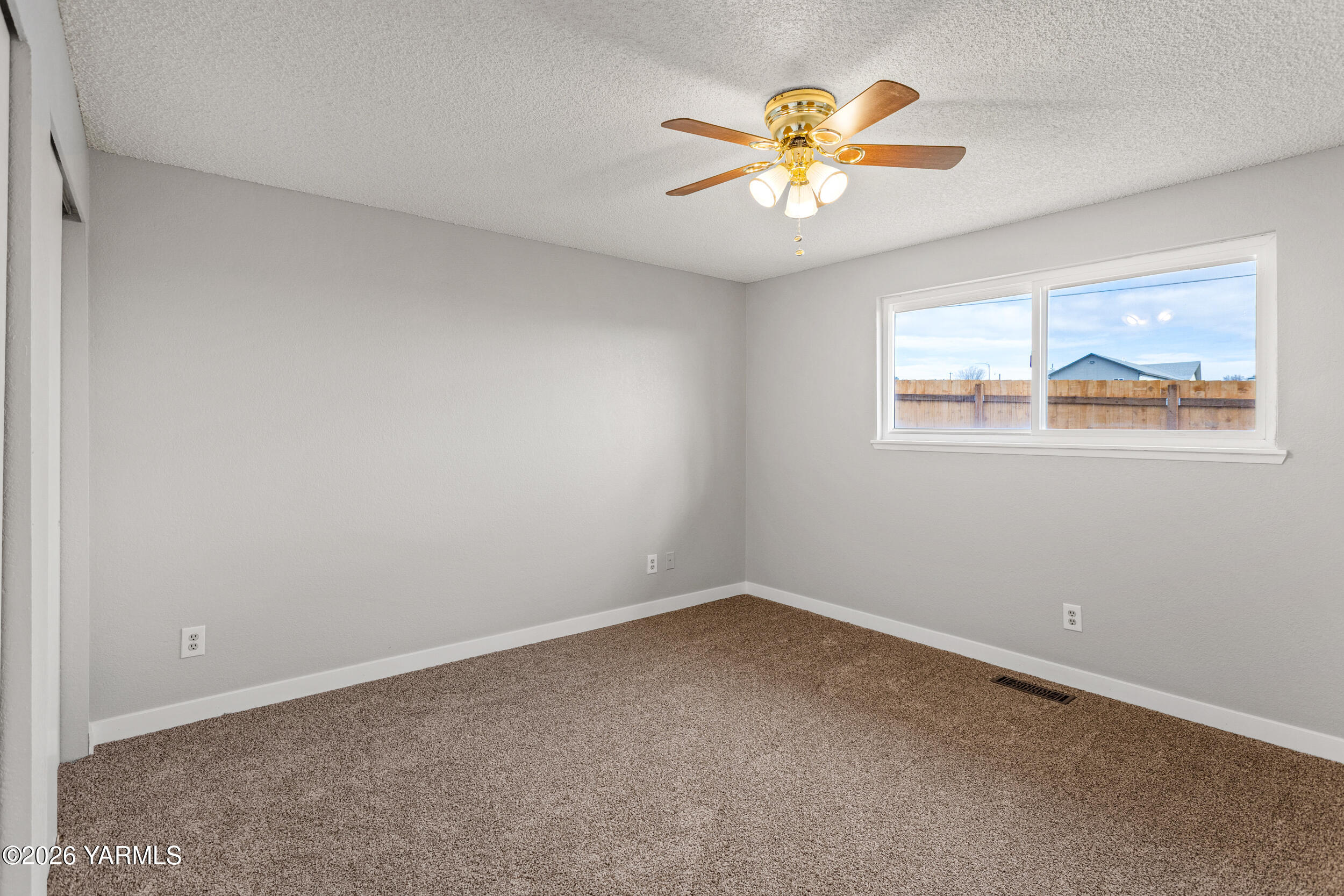 8801 Alpine Ct