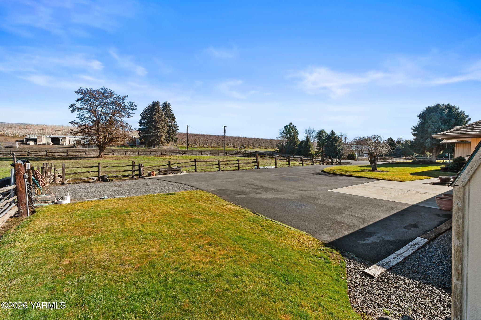 142 Pleasant Valley Rd