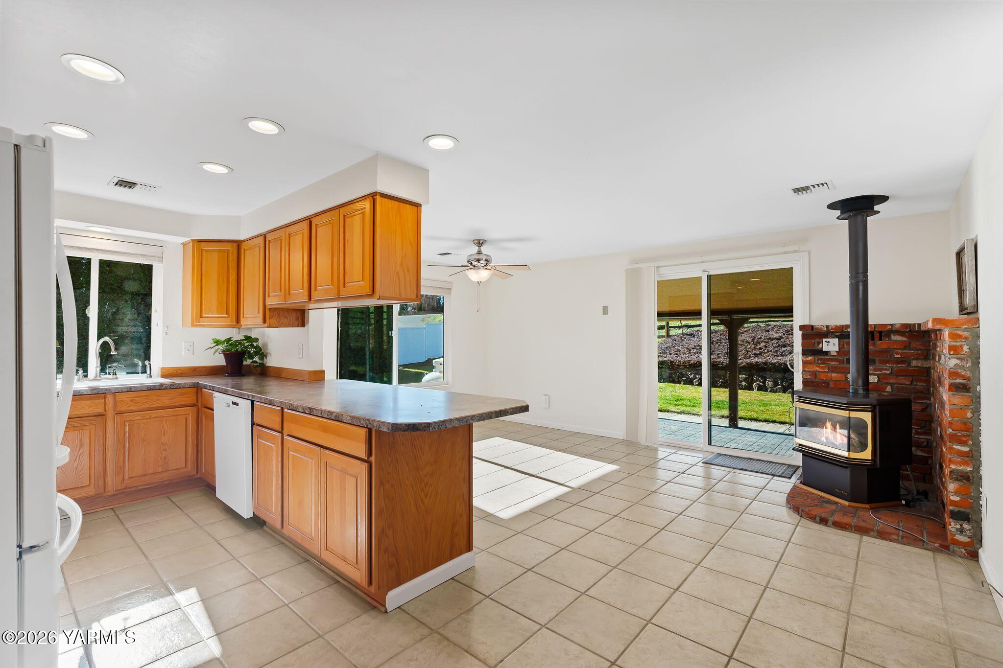 142 Pleasant Valley Rd