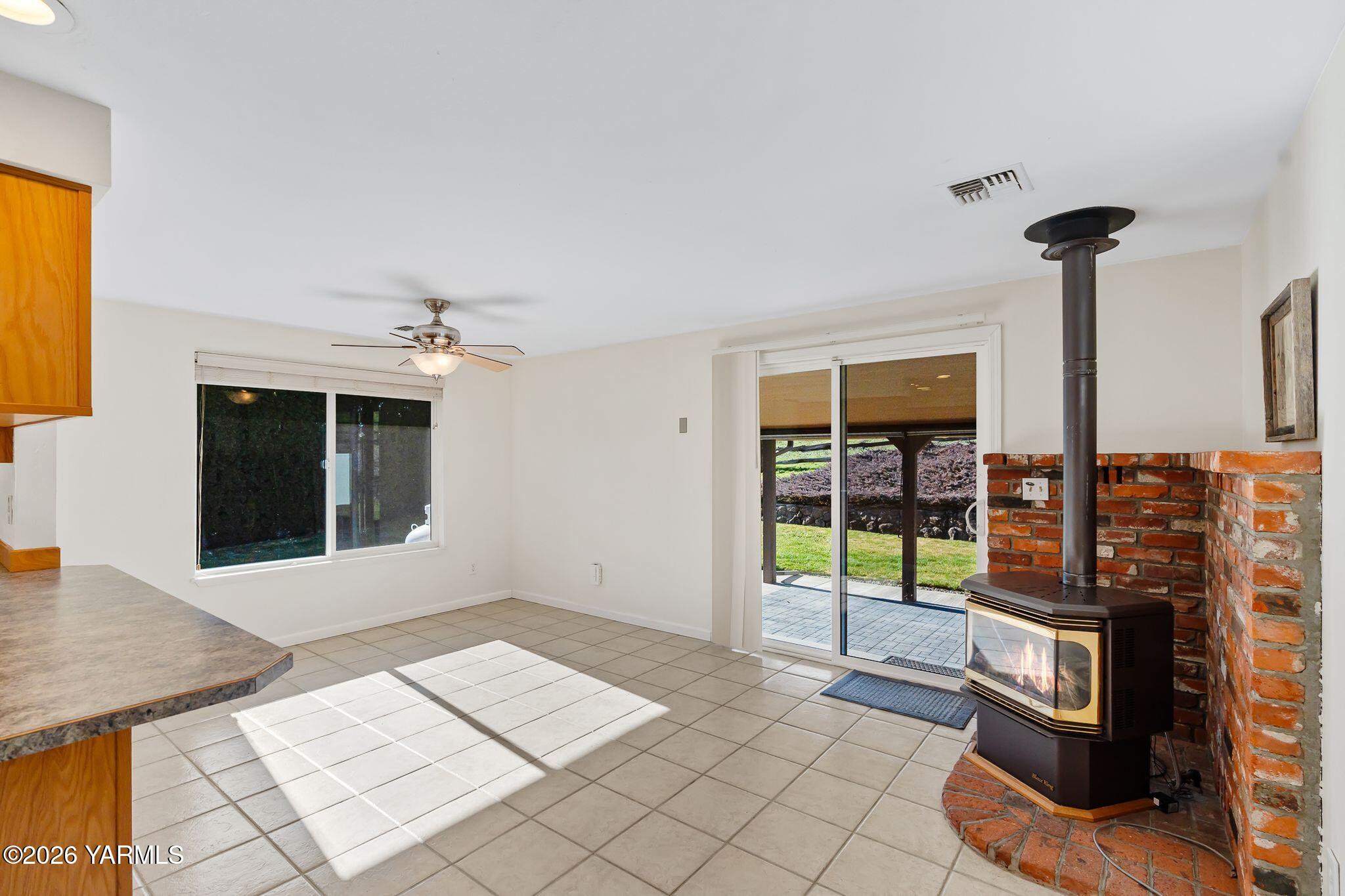 142 Pleasant Valley Rd