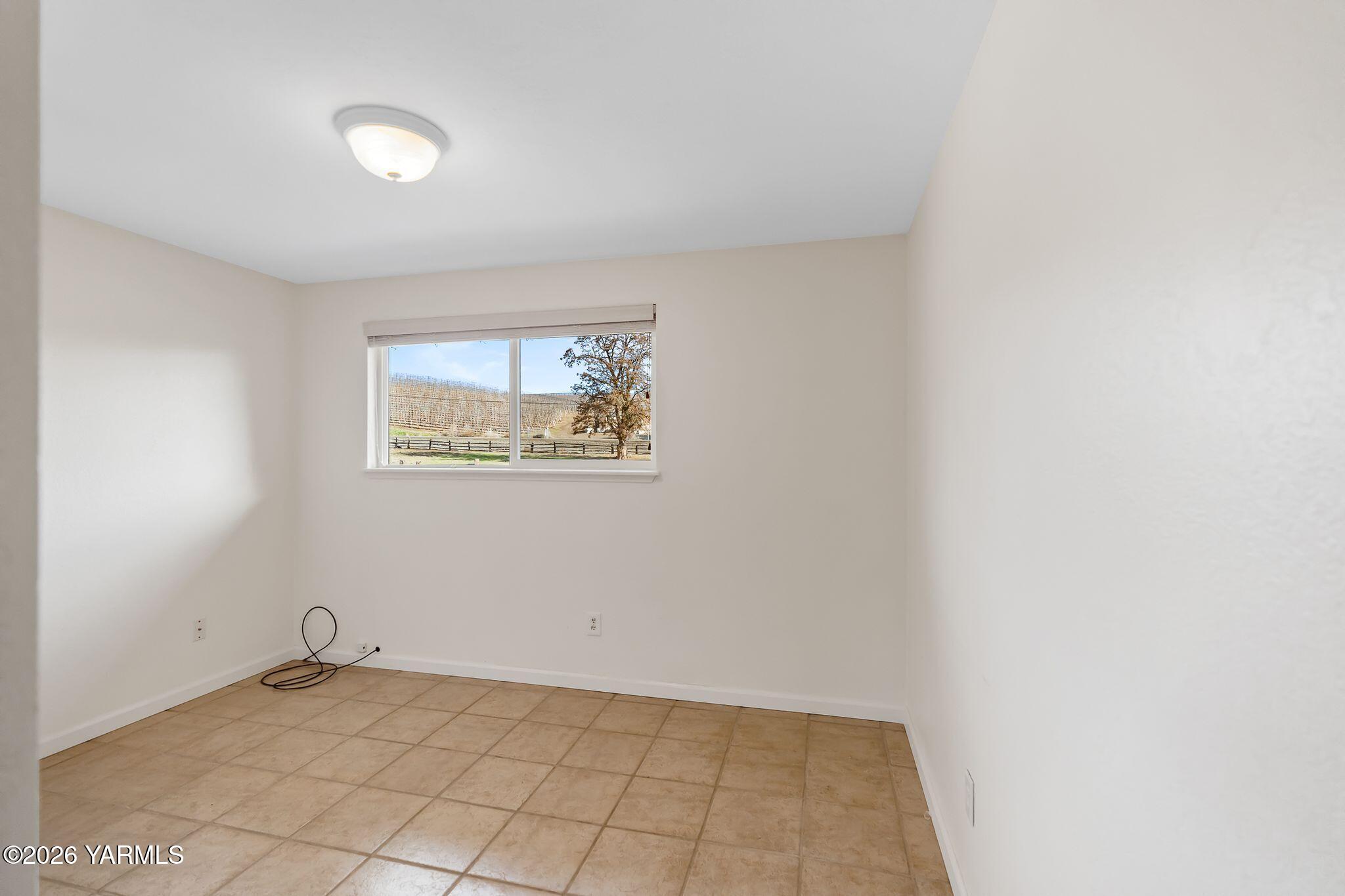 142 Pleasant Valley Rd