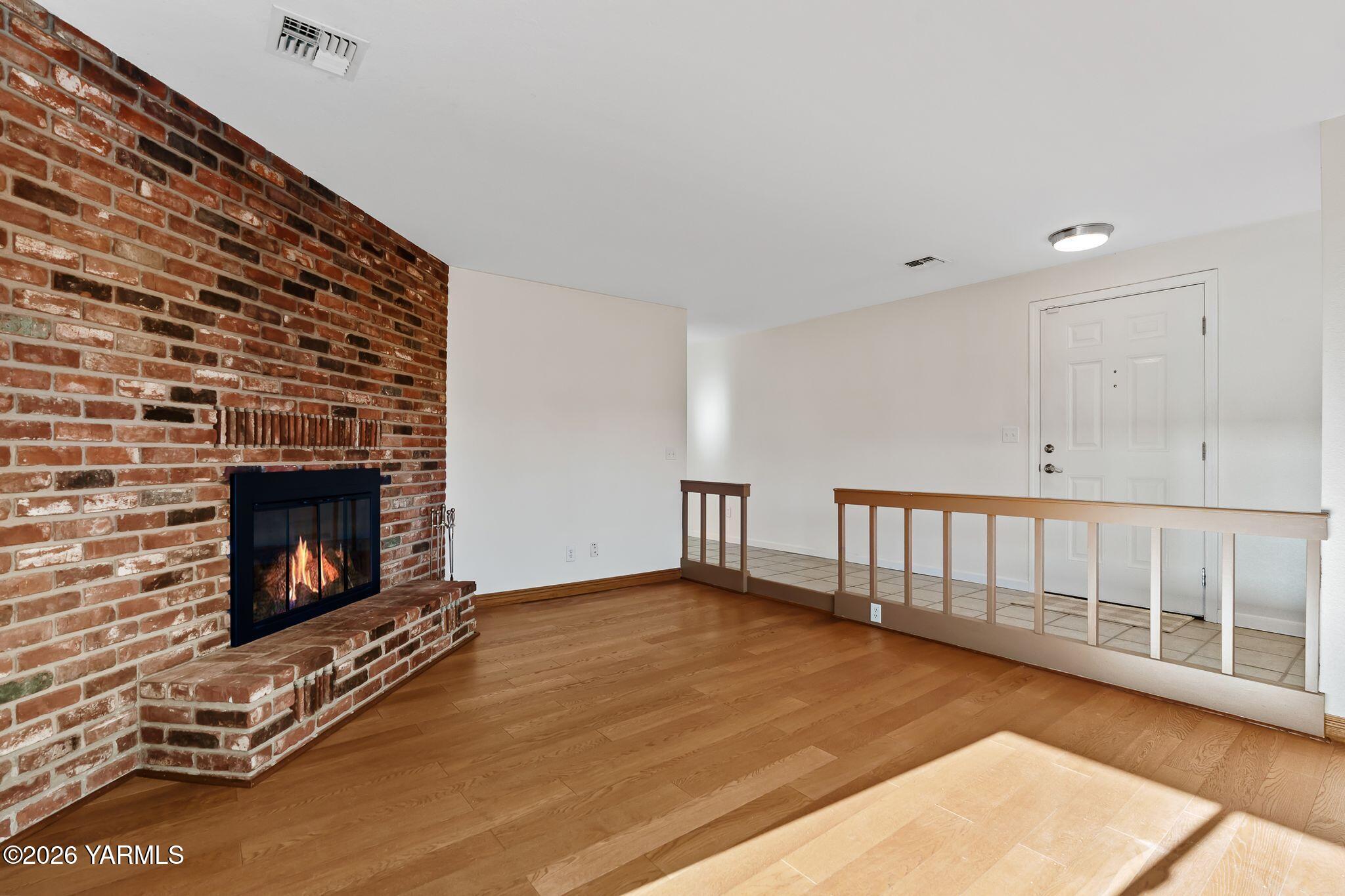 142 Pleasant Valley Rd