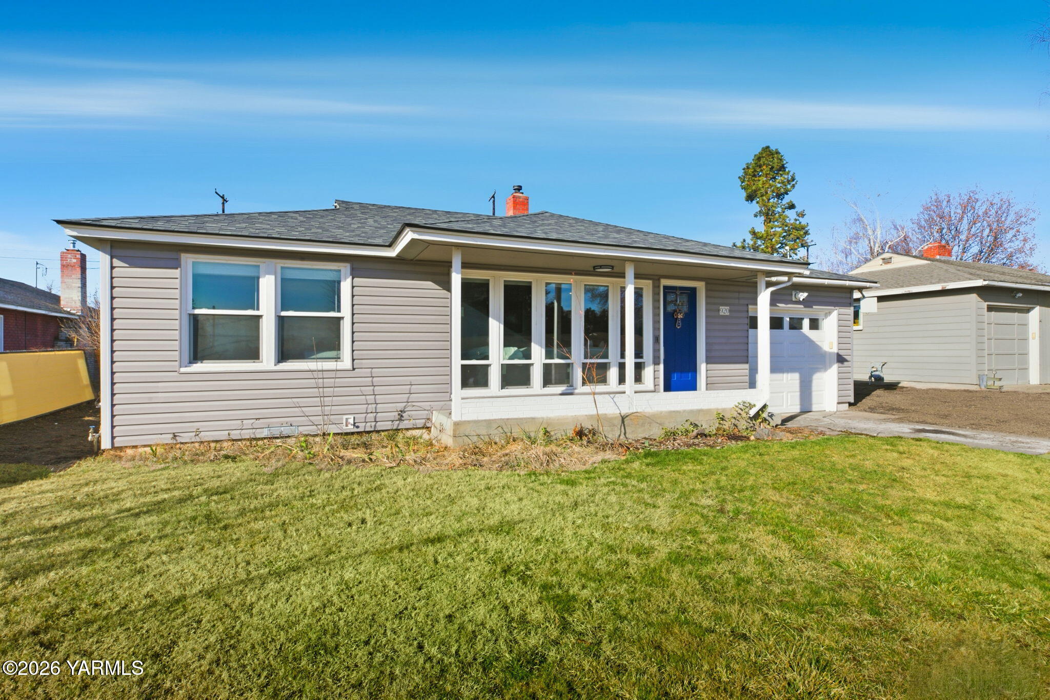 920 S 30th Ave