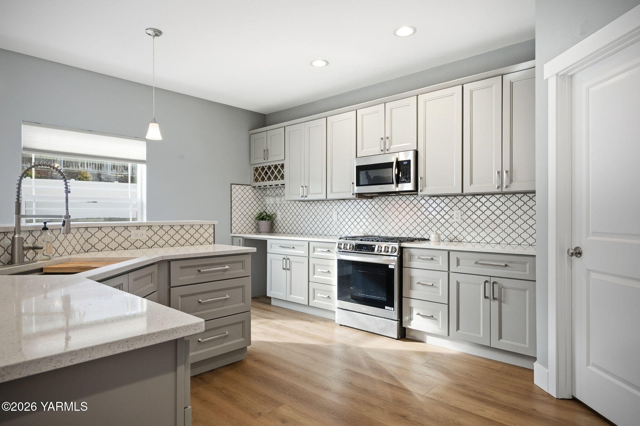 126 Lyle Loop Rd