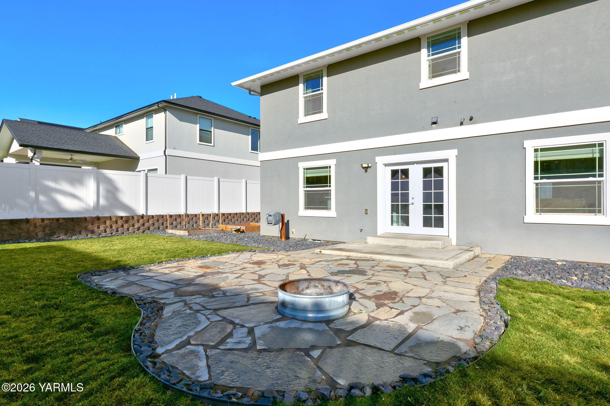126 Lyle Loop Rd